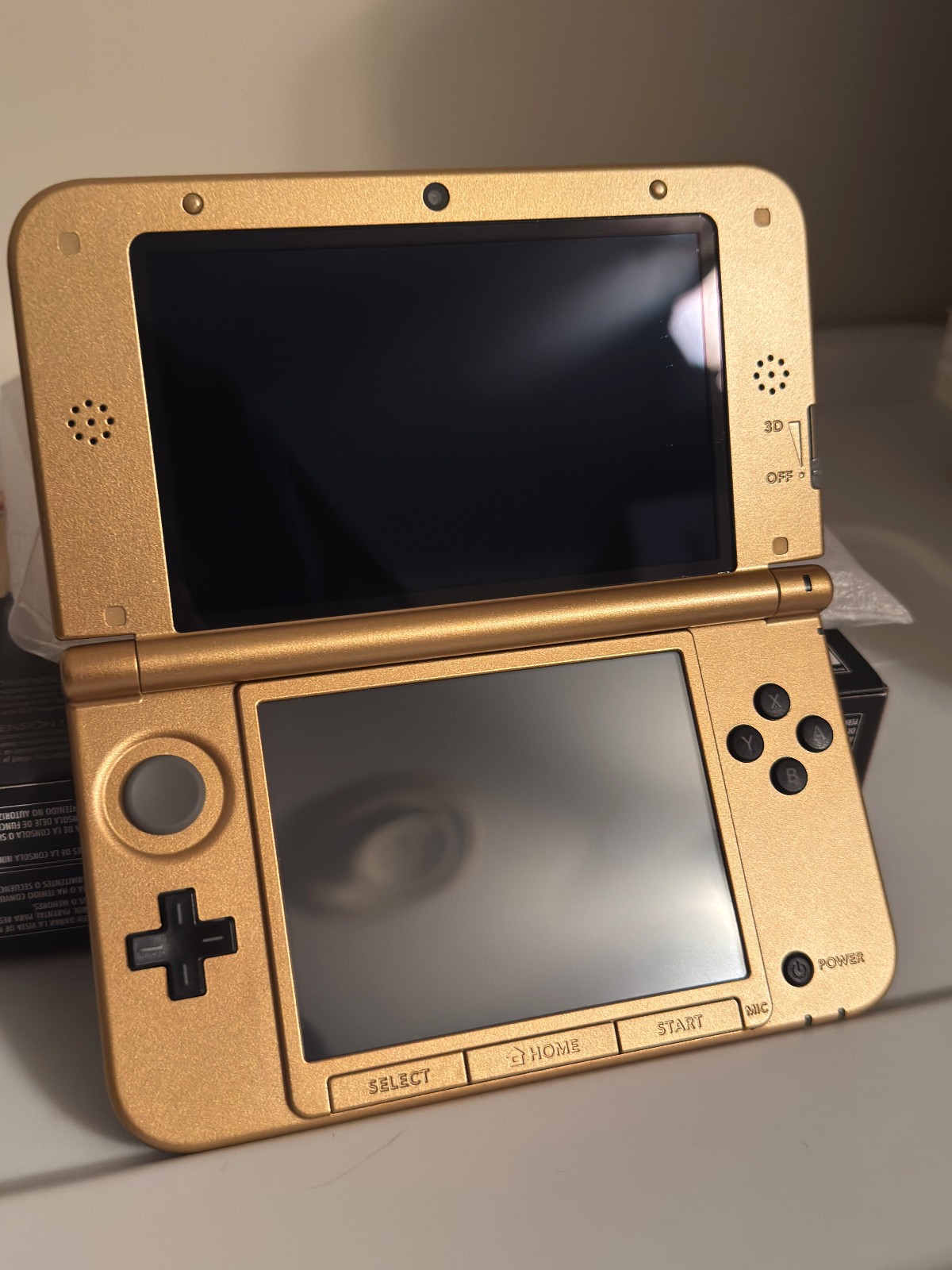 Nintendo 3DS XL The Legend of Zelda Link Between Worlds Edition – Great Conditon