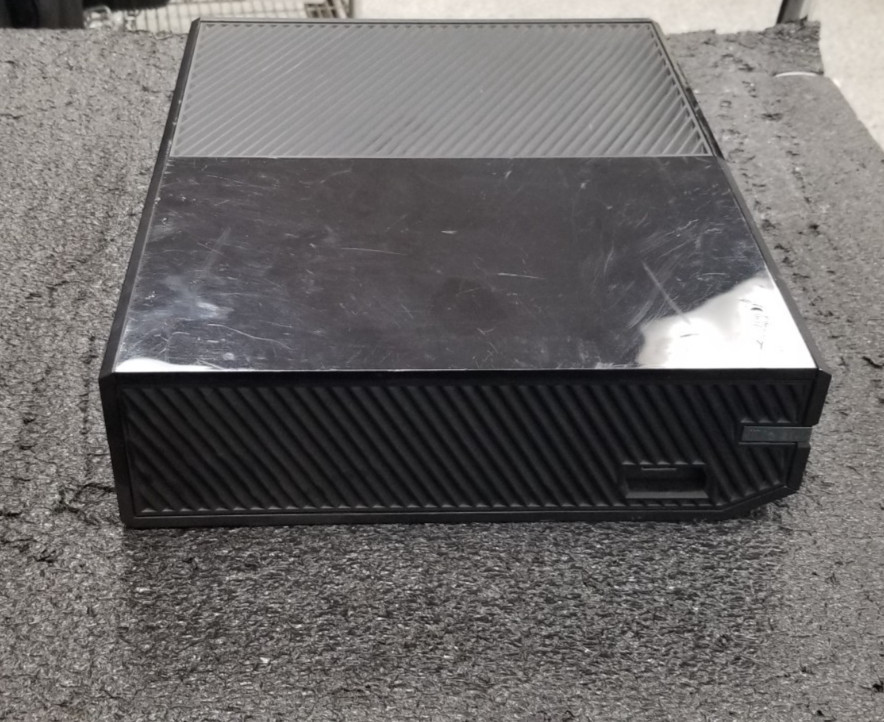 Microsoft Black Xbox One : 1540 : 500GB : Tested & Works