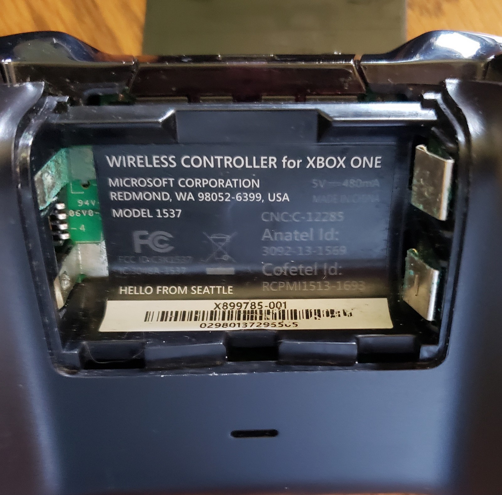 Xbox 360 S ( 1439 ) Bundle