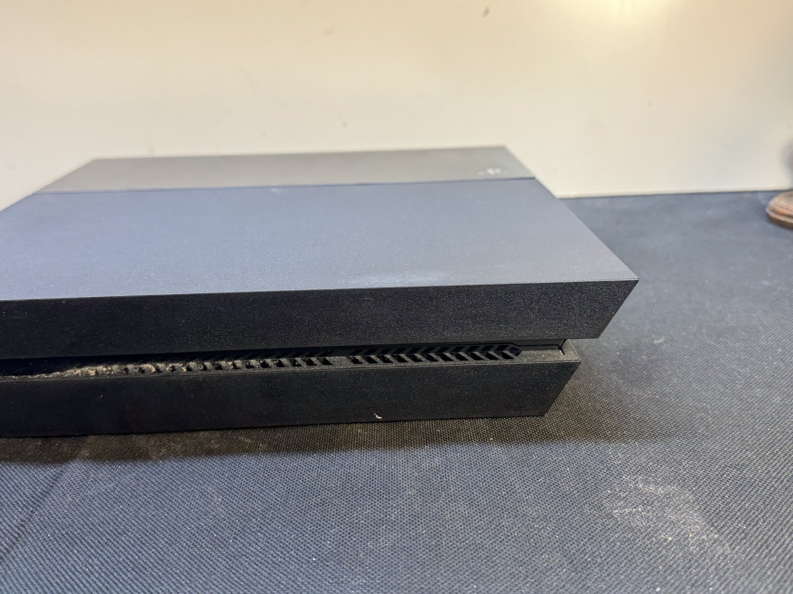 Sony PS4 Console CUH-1001A 500GB Black – ONLY POWER TESTED Console Only