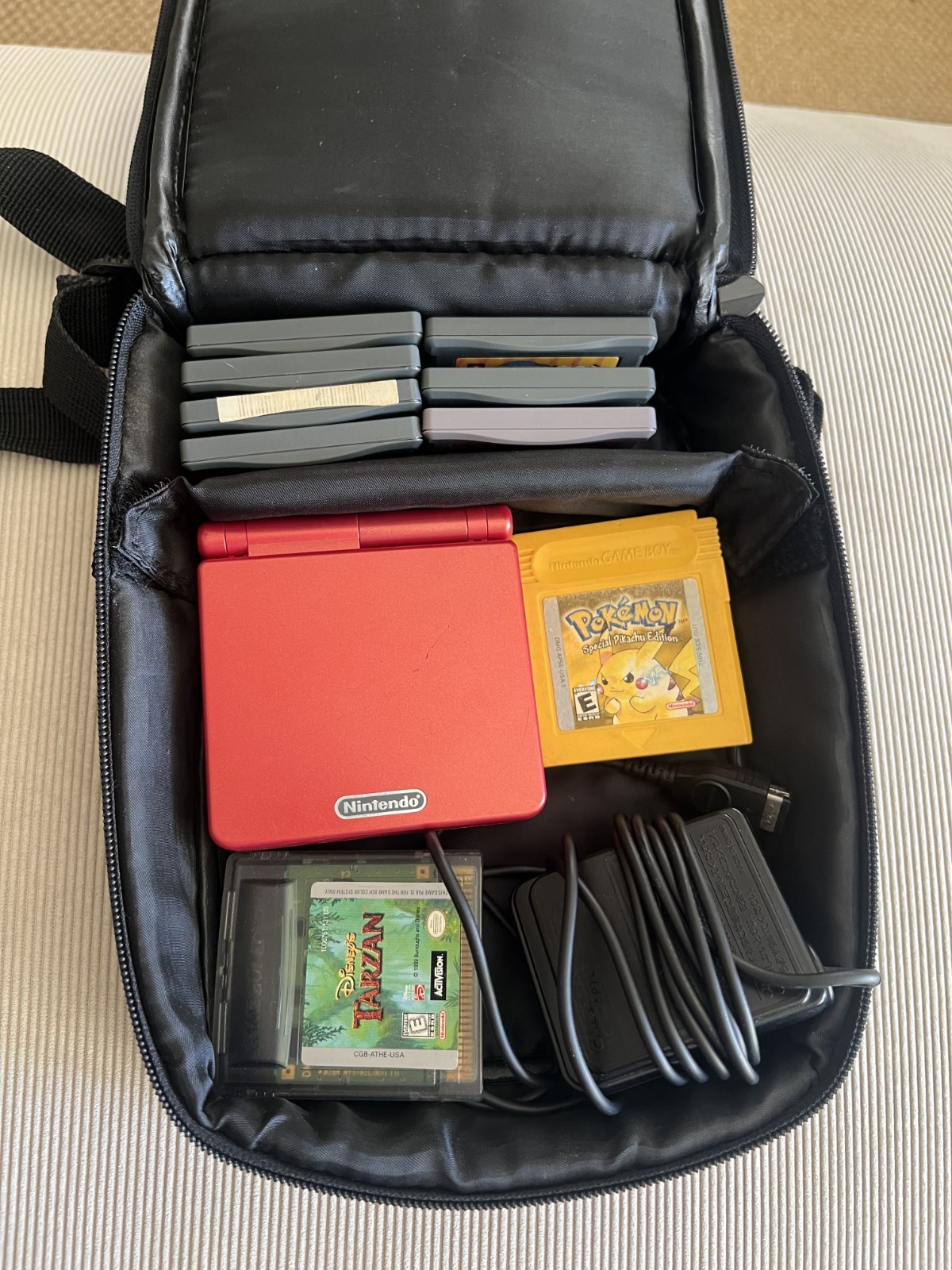 Nintendo Red Game Boy Advance SP Handheld System w/ 9 Games and Softcase