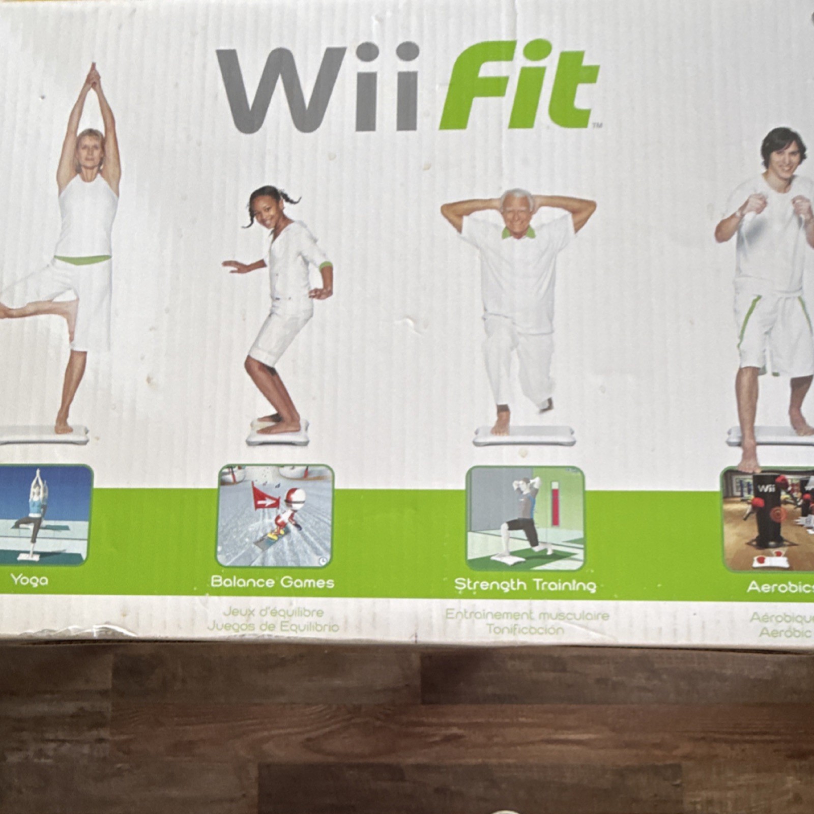 Nintendo Wii RVL-001 White Console Bundle w/ Wii Sports, Wii Fit, 2 Remotes