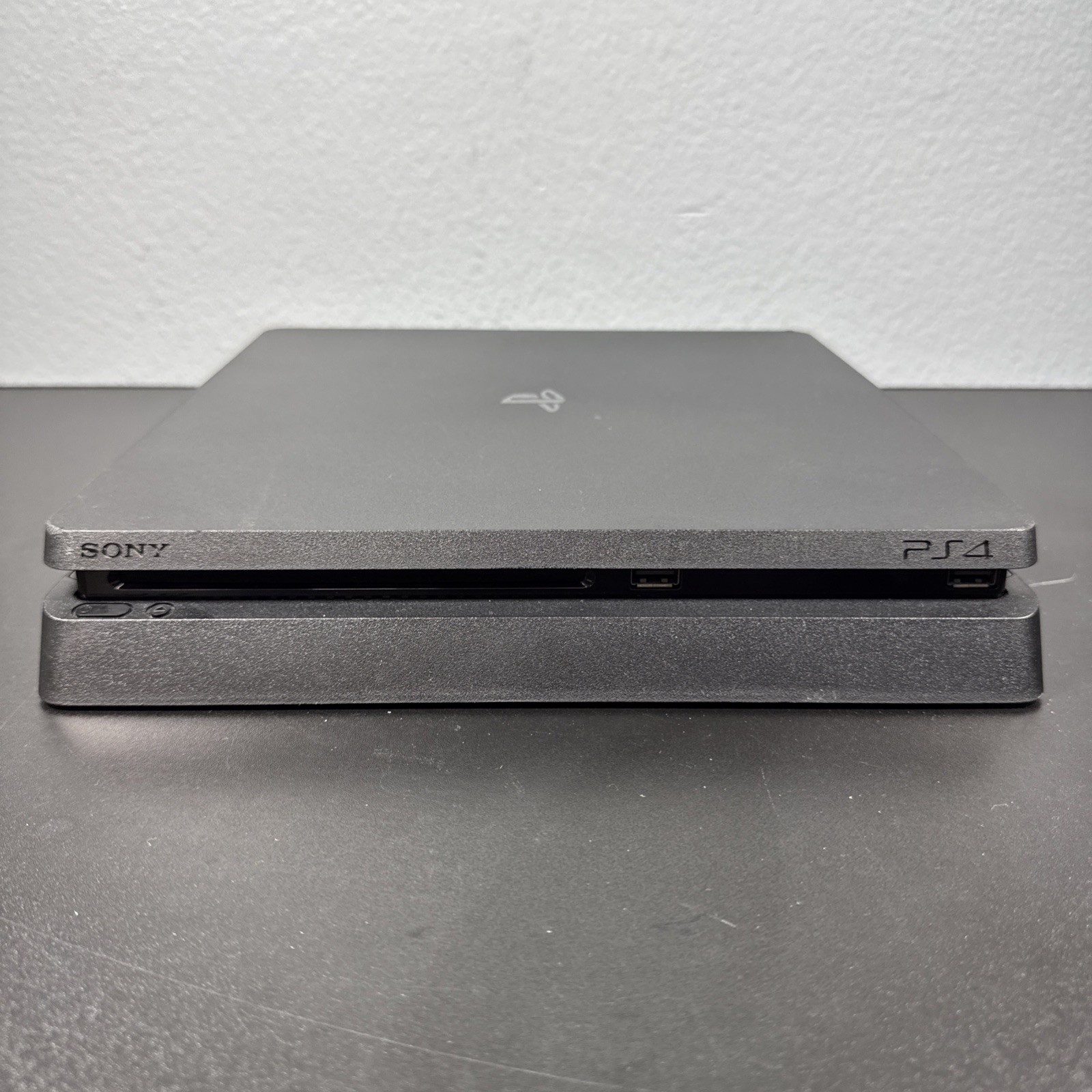 PlayStation 4 Slim 500 GB Black (Japan Model) CUH 2100A w/ Controller