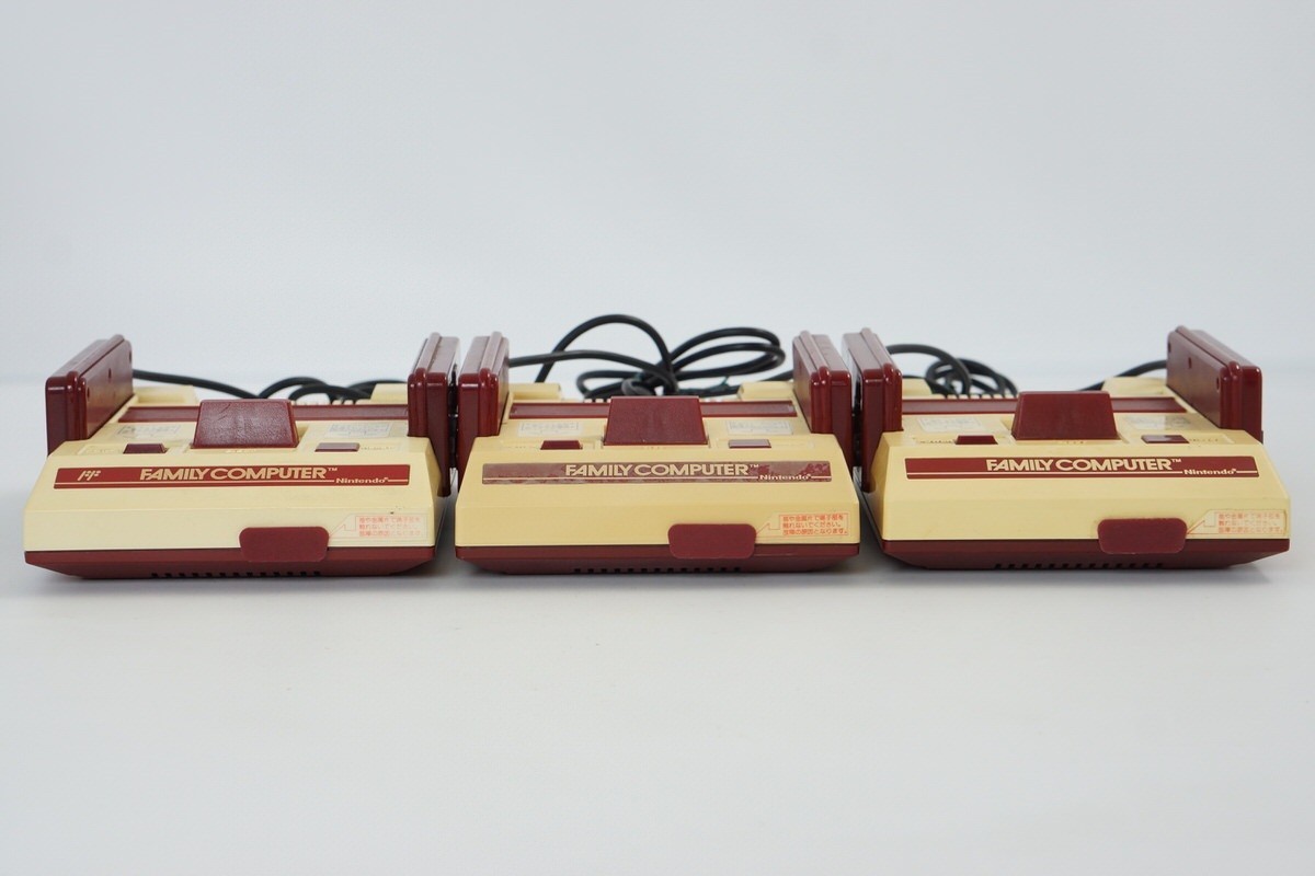 WHOLESALE Nintendo Famicom Lot of 5 Console FREE Shipping WORKING TESTED FC1218
