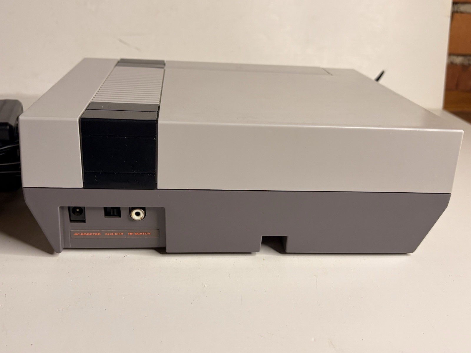 Nintendo NES-001 Gray Video Game Console Tested Working With 5 Games (Zelda)