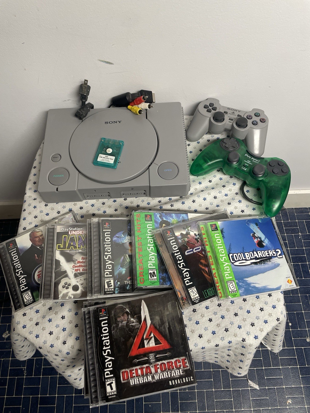 Sony Playstation 1 PS1 Console Bundle SCPH-7501 12 Games 2 Controllers Working