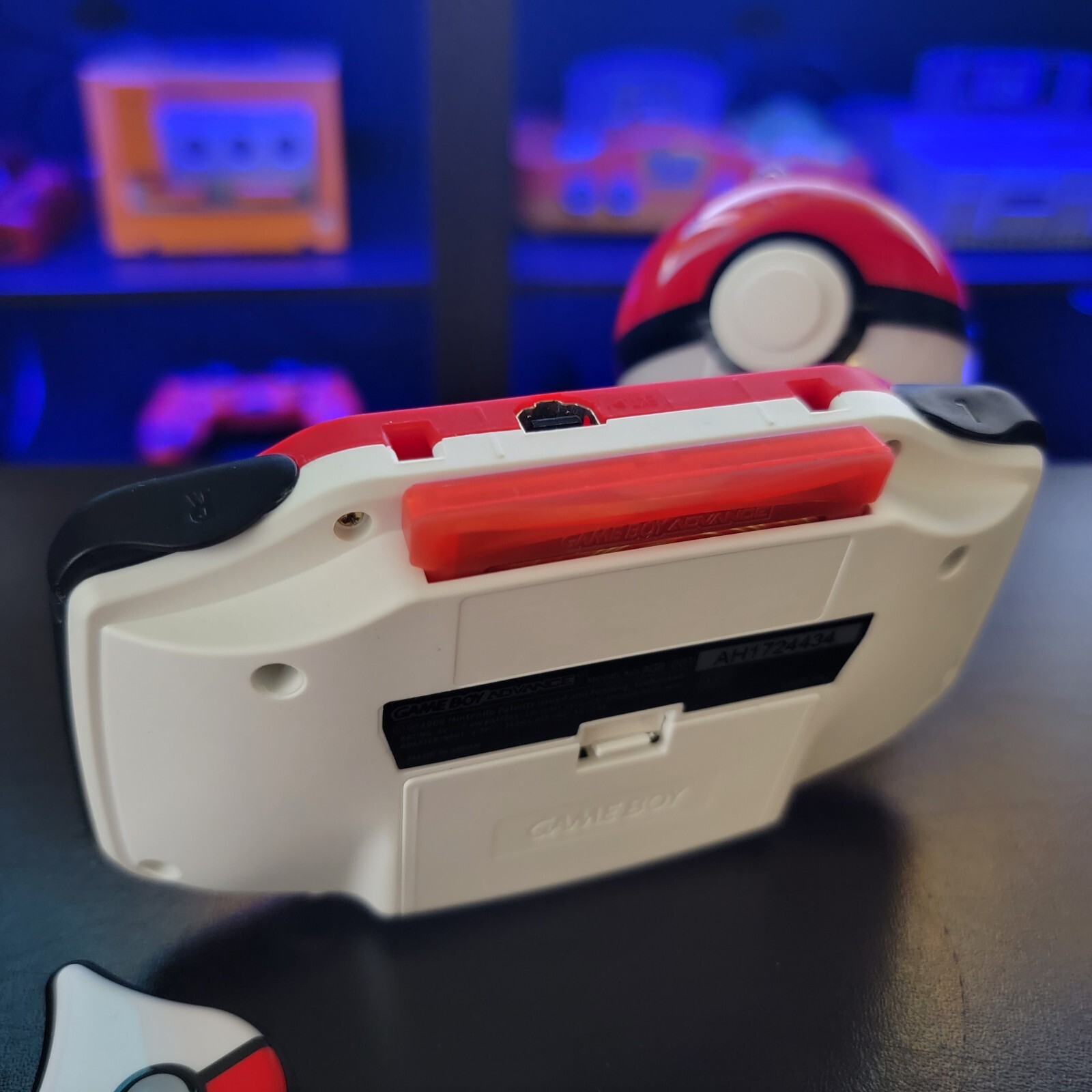 Pokemon Pokeball Game Boy Advance GBA iPS V5 Usb-C 1800 mAh Rechargeable Battery