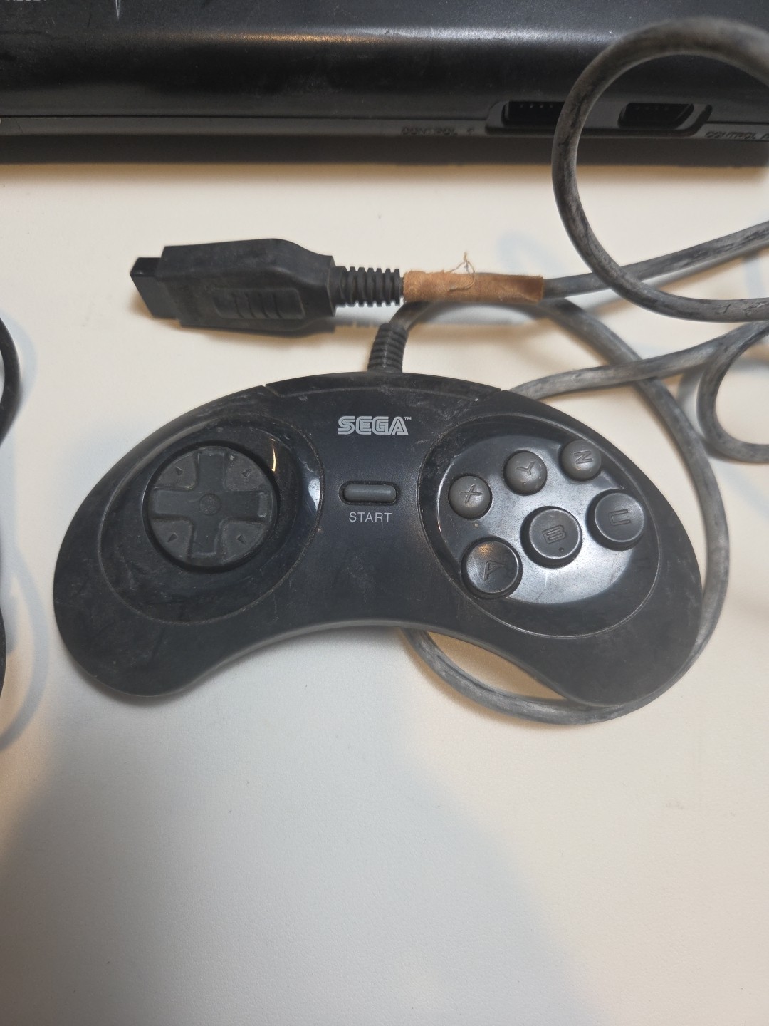 Original SEGA GENESIS 16 Bit High Def Console MK-1601 Controller & Power Adapter