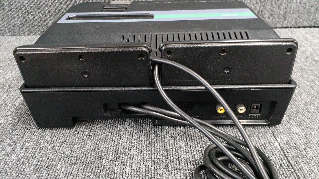 SHARP Twin Famicom AN-505-BK Black Console w Super Mario Bros 3 & Elnac Treasure