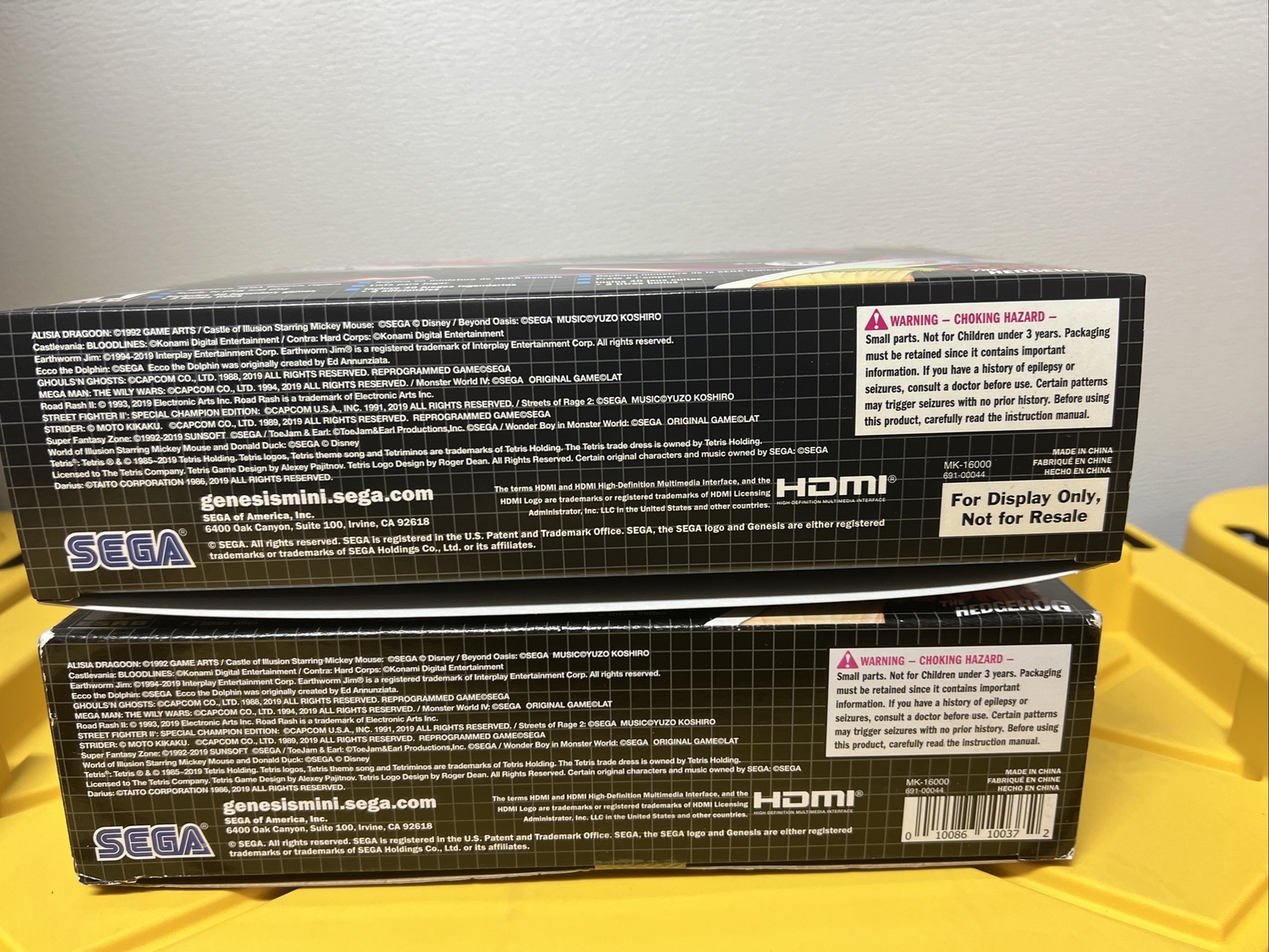 Open Box SEGA Genesis Mini Home Game Console Black MK-16000/ Store Display Box