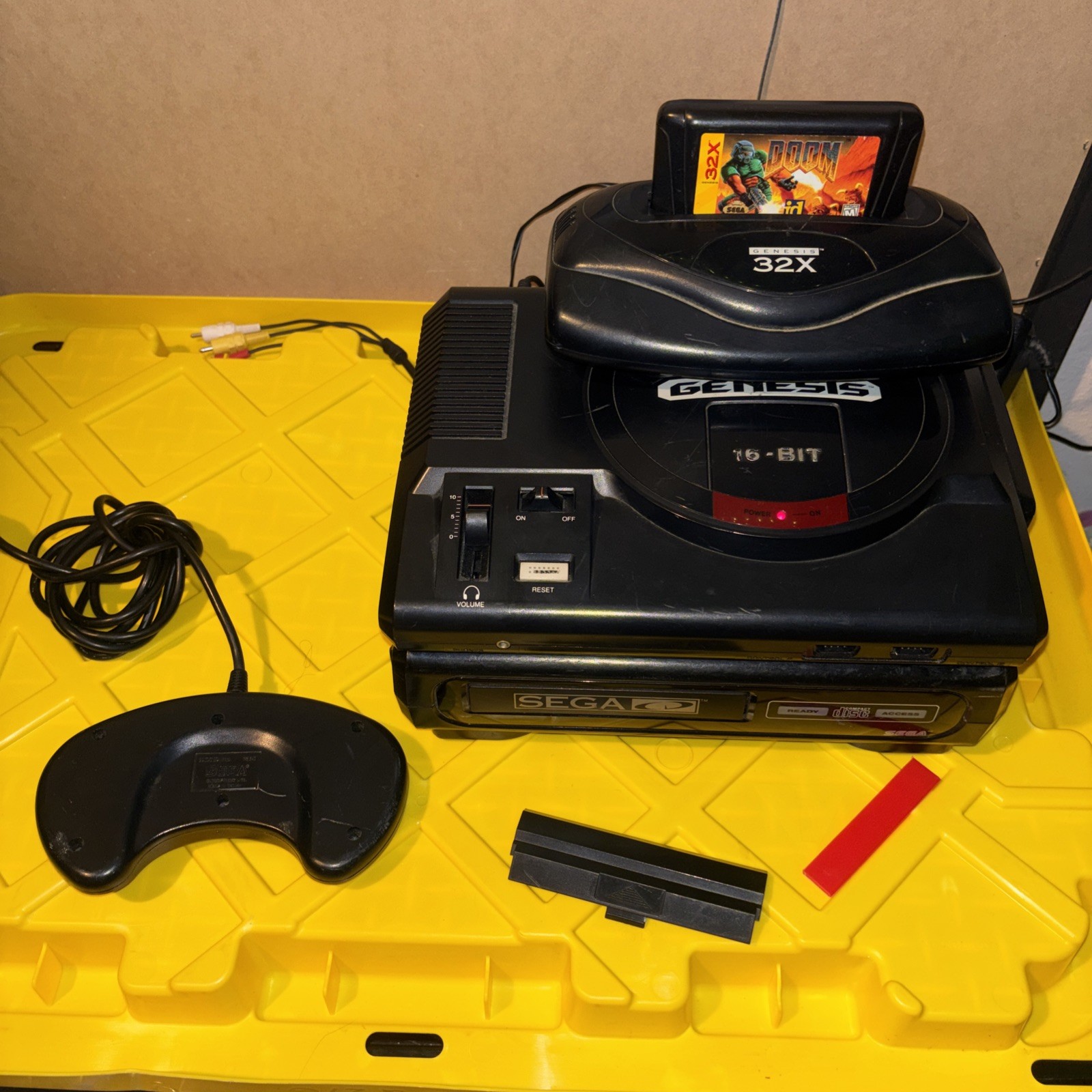 SEGA Genesis TOWER OF POWER: Sega CD Model 1 & 32X w/ Doom. 10 games