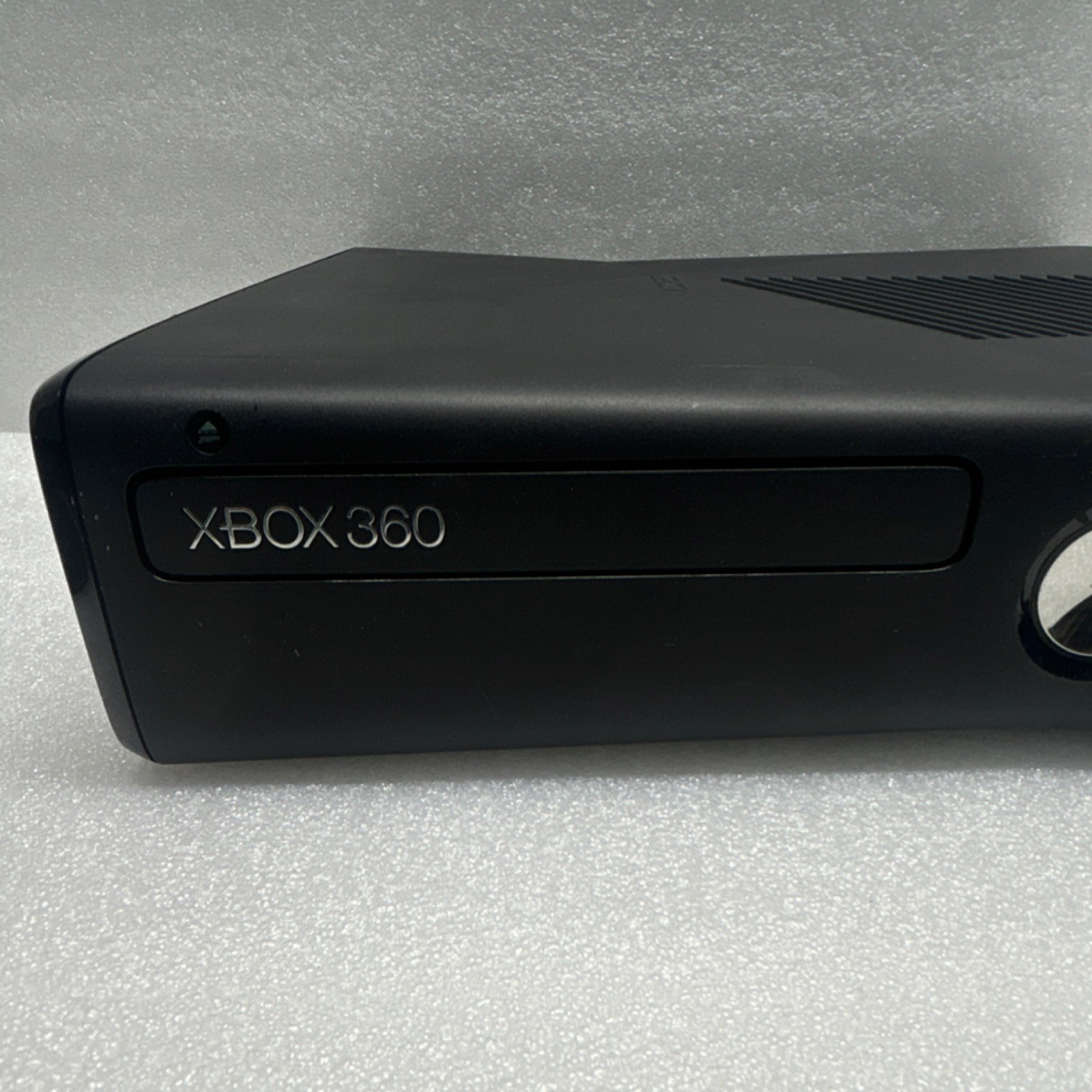 Microsoft Xbox 360 S Console w/ Kinect Sensor, Wired Controller, Cables