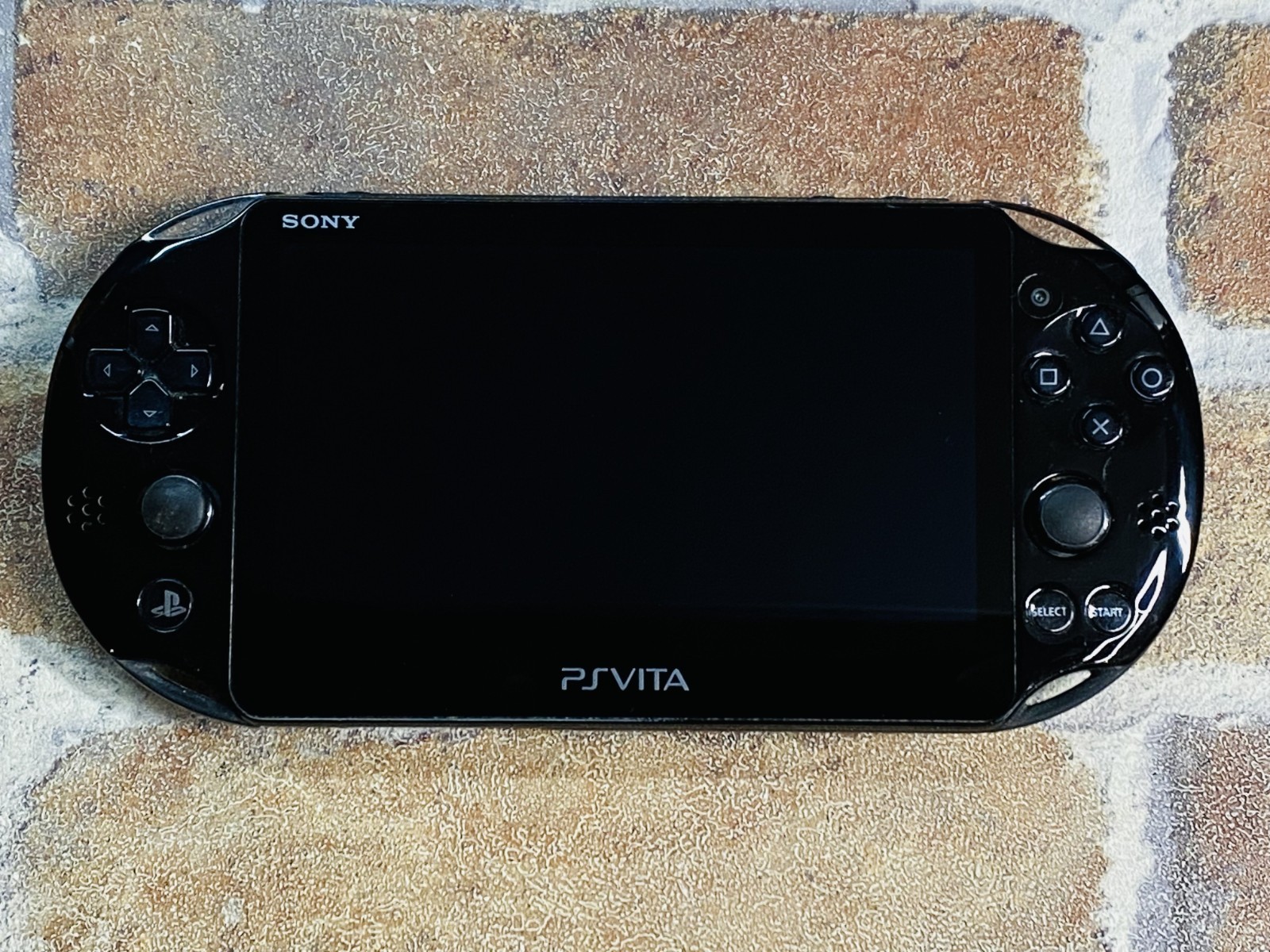 PS Vita PCH 2000 Black SONY PlayStation Japan 16GB Charger MobileCase 1Game No2D