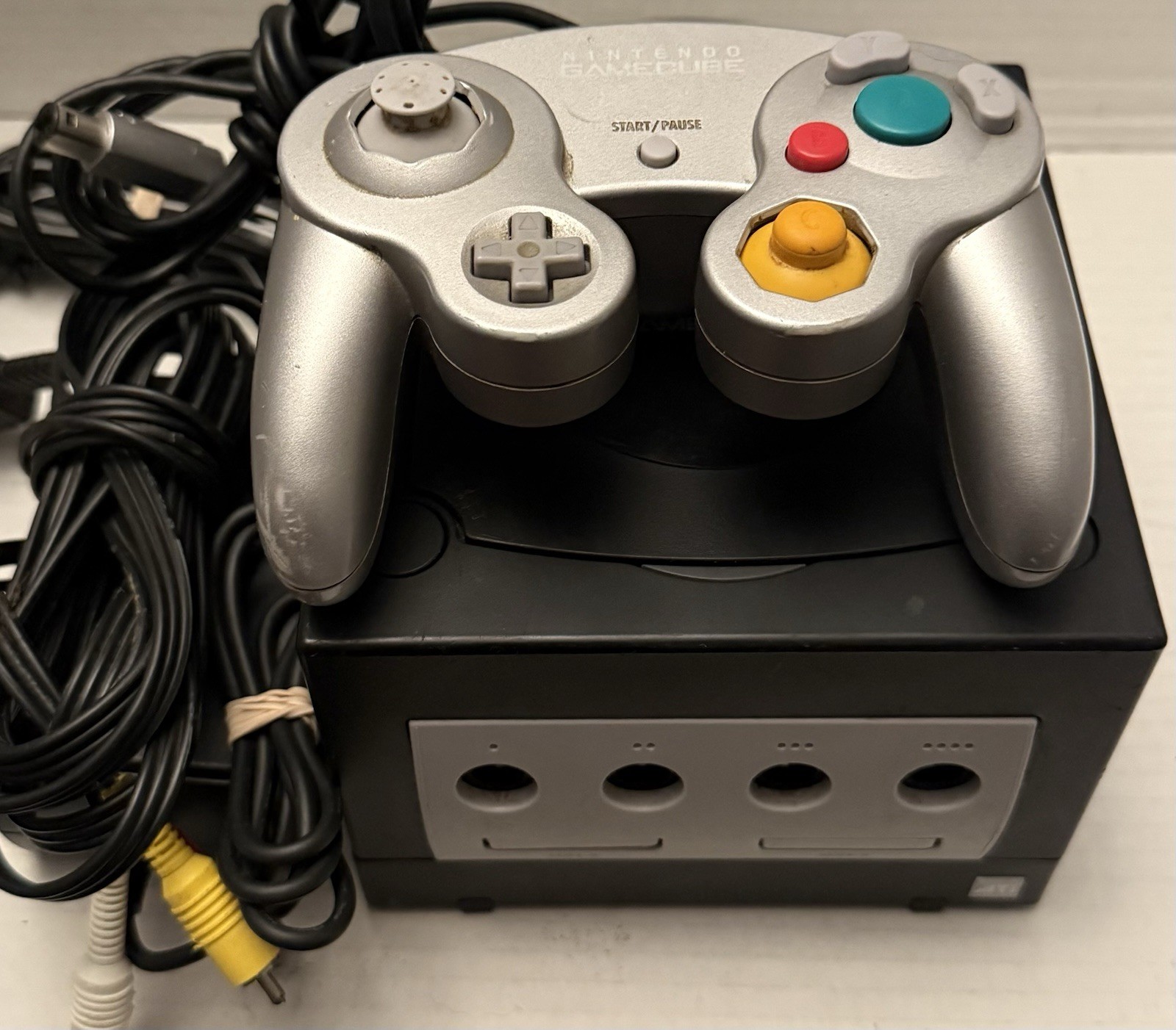 Nintendo GameCube Console (DOL 001) Black w Silver Controller & All Wires Tested