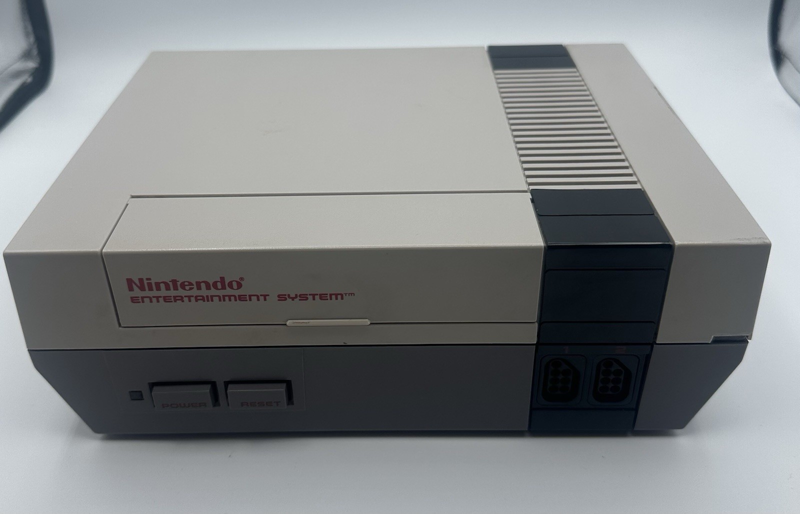 Nintendo NES System New 72 Pin +2 Controllers, Zapper Mario Duck Hunt Manual
