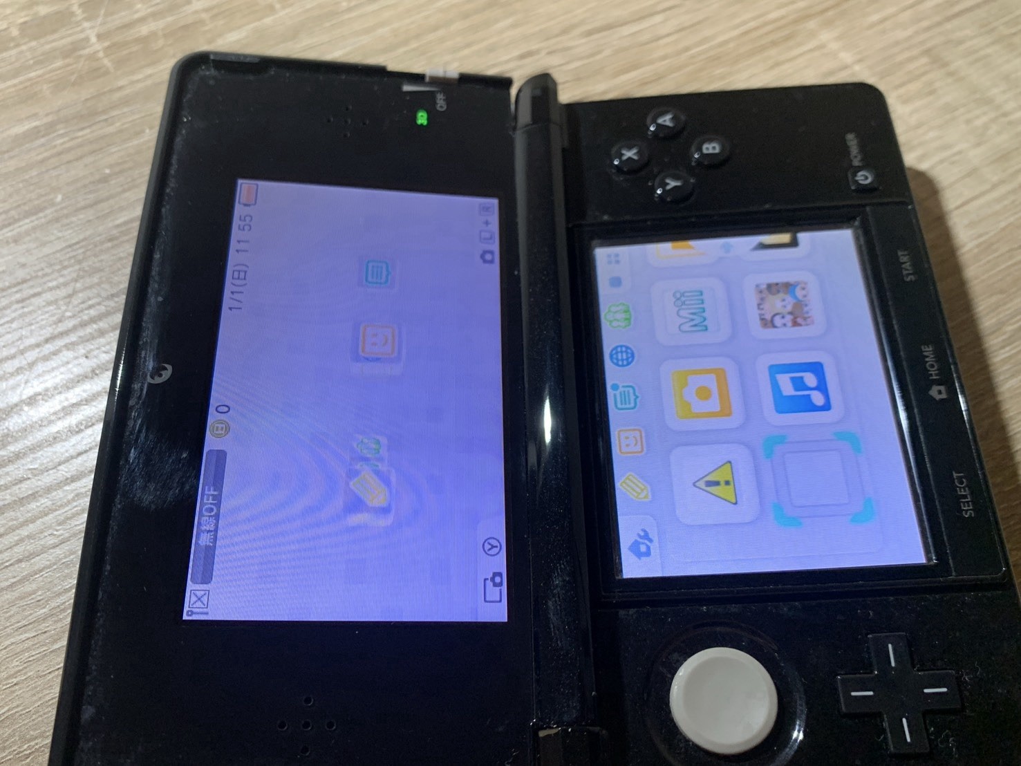 0793 Nintendo 3DS Clear Black Good TESTED