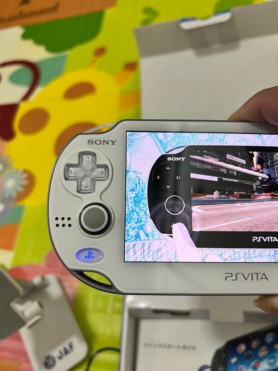 Excellent PS Vita PCH-1100 Sony Playstation complete Set Console White