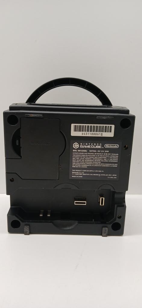 NINTENDO GAMECUBE DOL-001(USA) (P06034892)