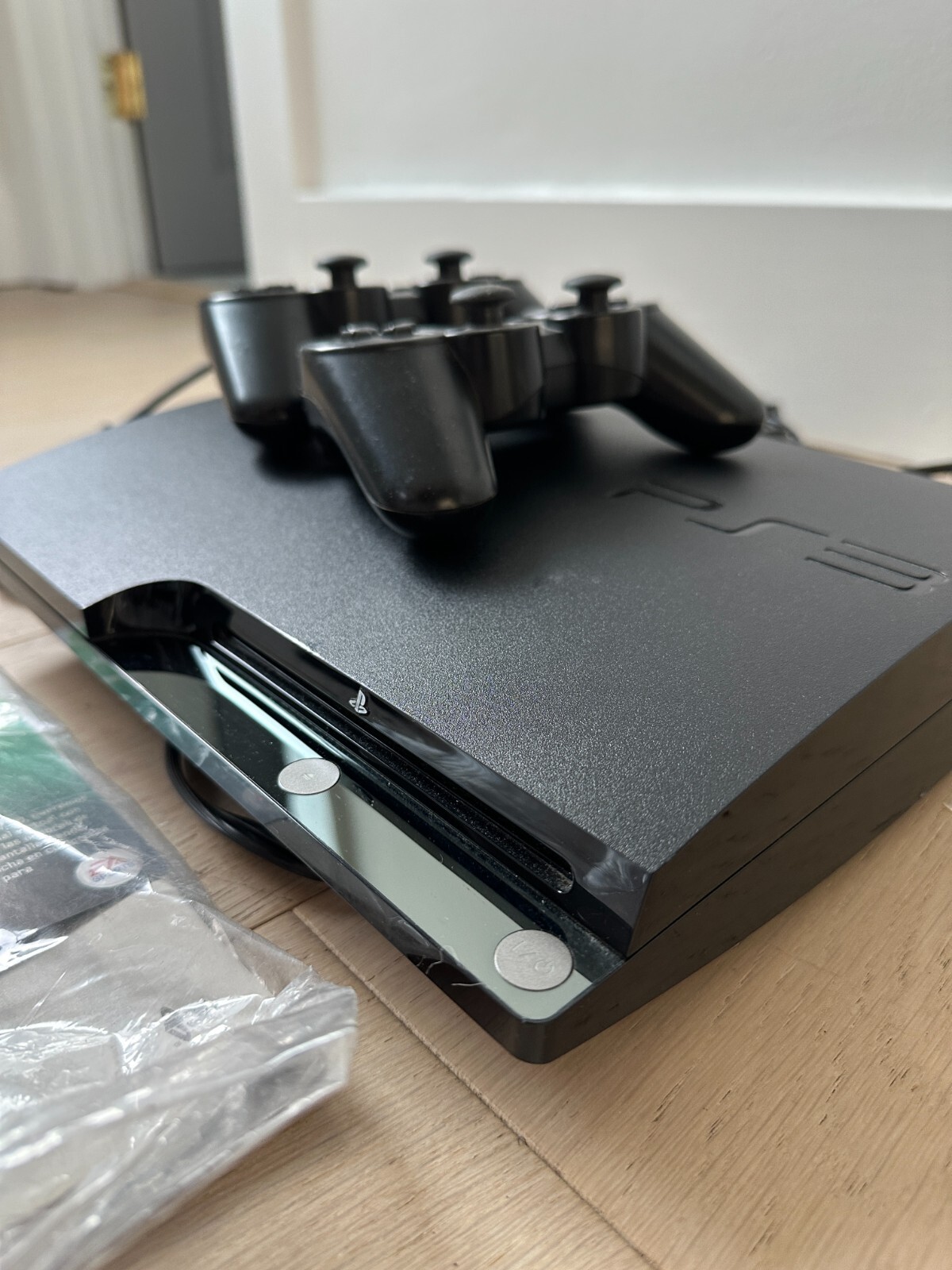 Sony PlayStation 3 – Slim 250GB Console – Charcoal Black
