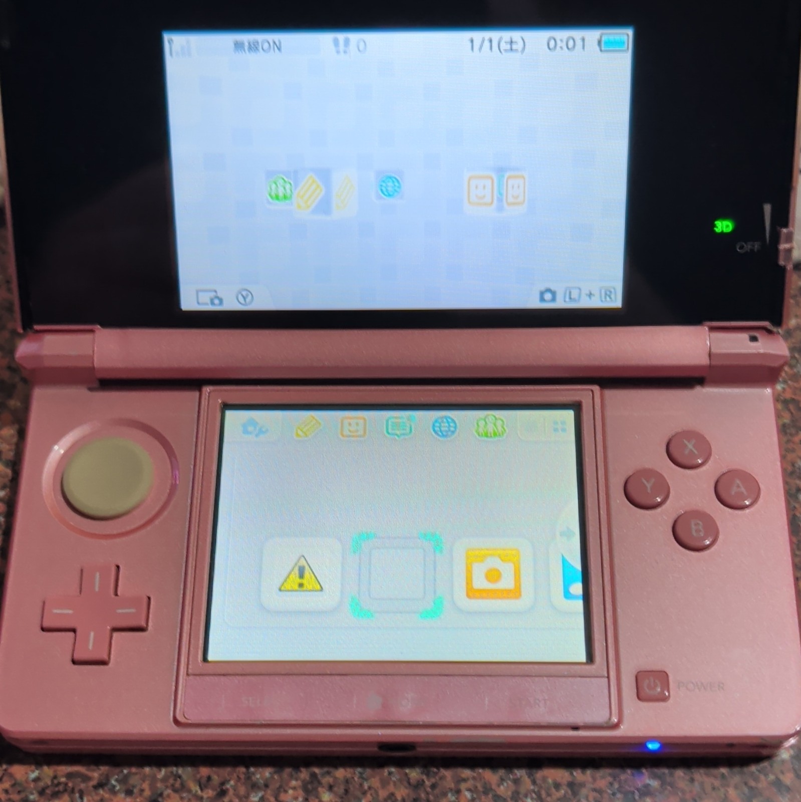 Nintendo 3DS Pink Handheld System NTSC-J Japan w/ Box Charger 3D Capable