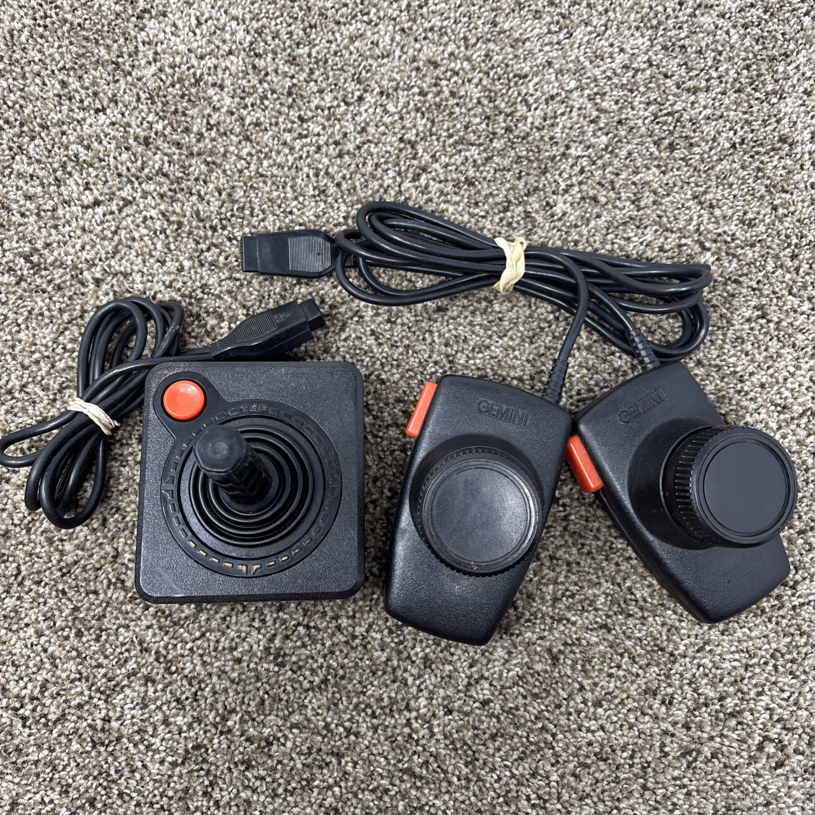 Atari 2600 System Bundle with Console, 30 Games, Joystick, Paddles, and More LOT