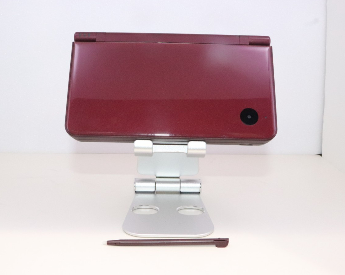 Nintendo DSi XL Wine Red – Tested Working – Good Used Condition-Japanese Menu