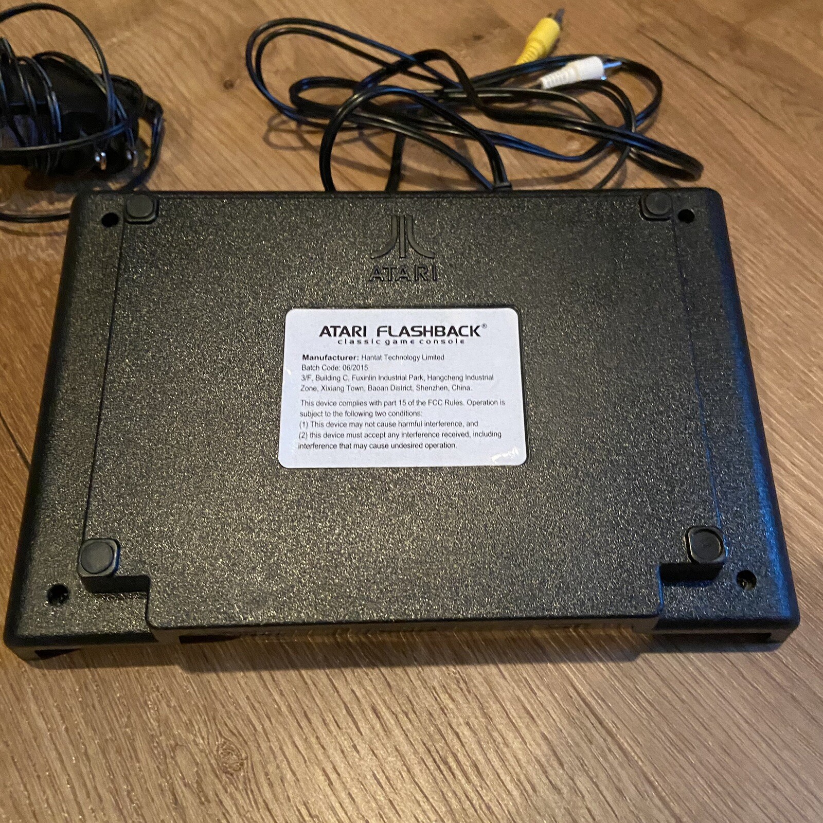 Atari Flashback Classic Game Console & Power Cord 2 Wireless Controllers 06/2015