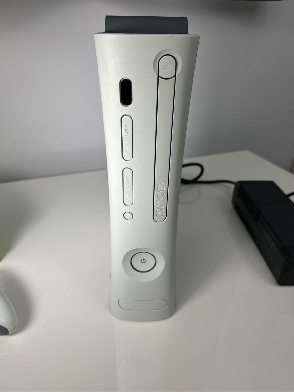 Microsoft Xbox 360 20GB White Console Serviced + 6 Games Controller HDMI Tested