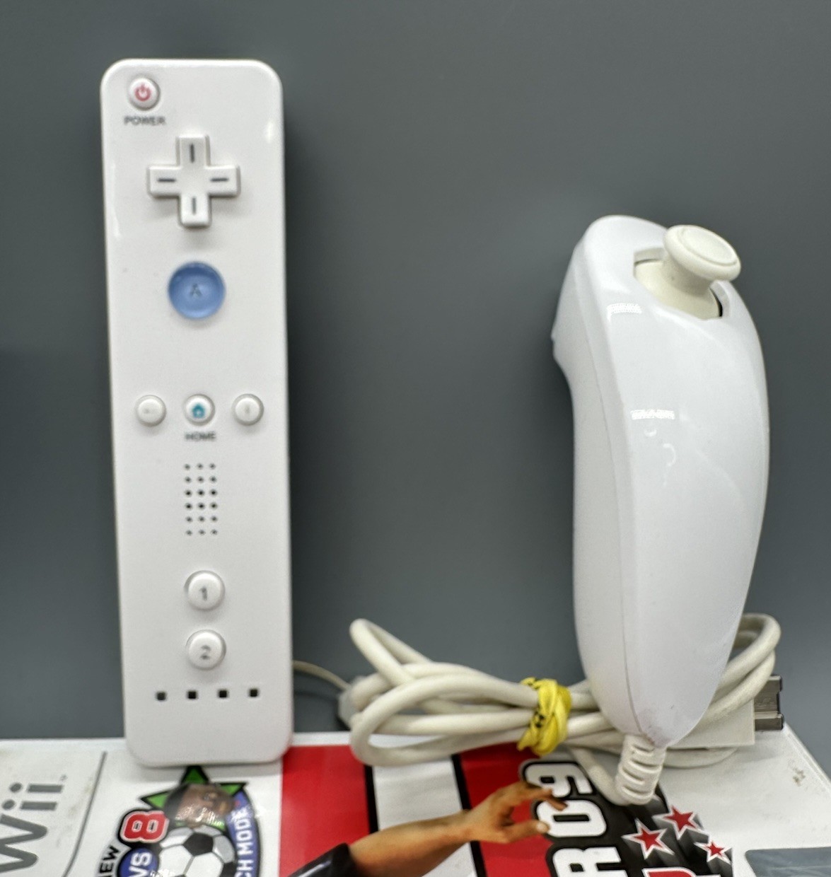 Nintendo Wii Console Bundle RVL-001 With 2 Games Tested Works