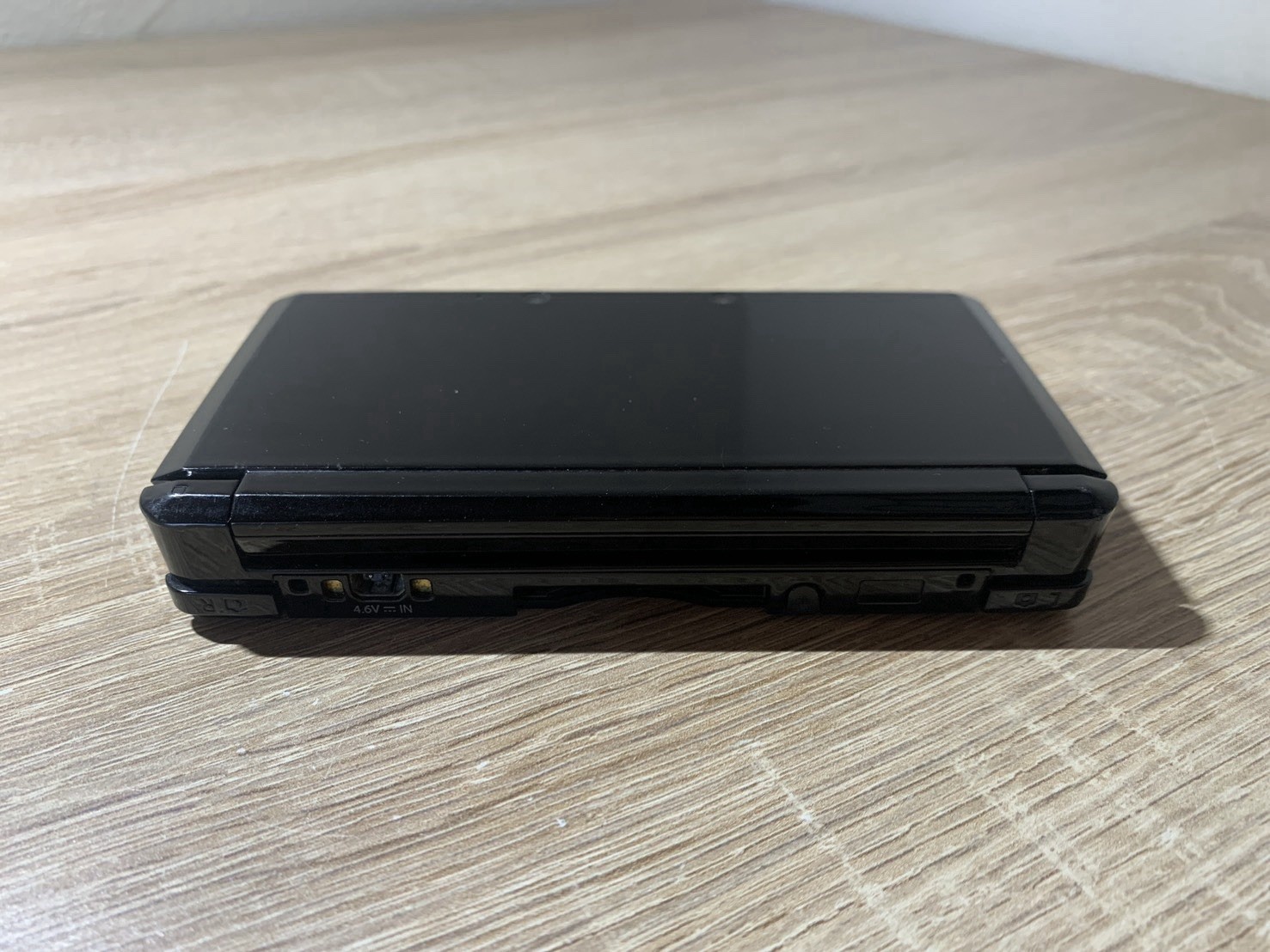 0822 Nintendo 3DS Clear Black For Parts