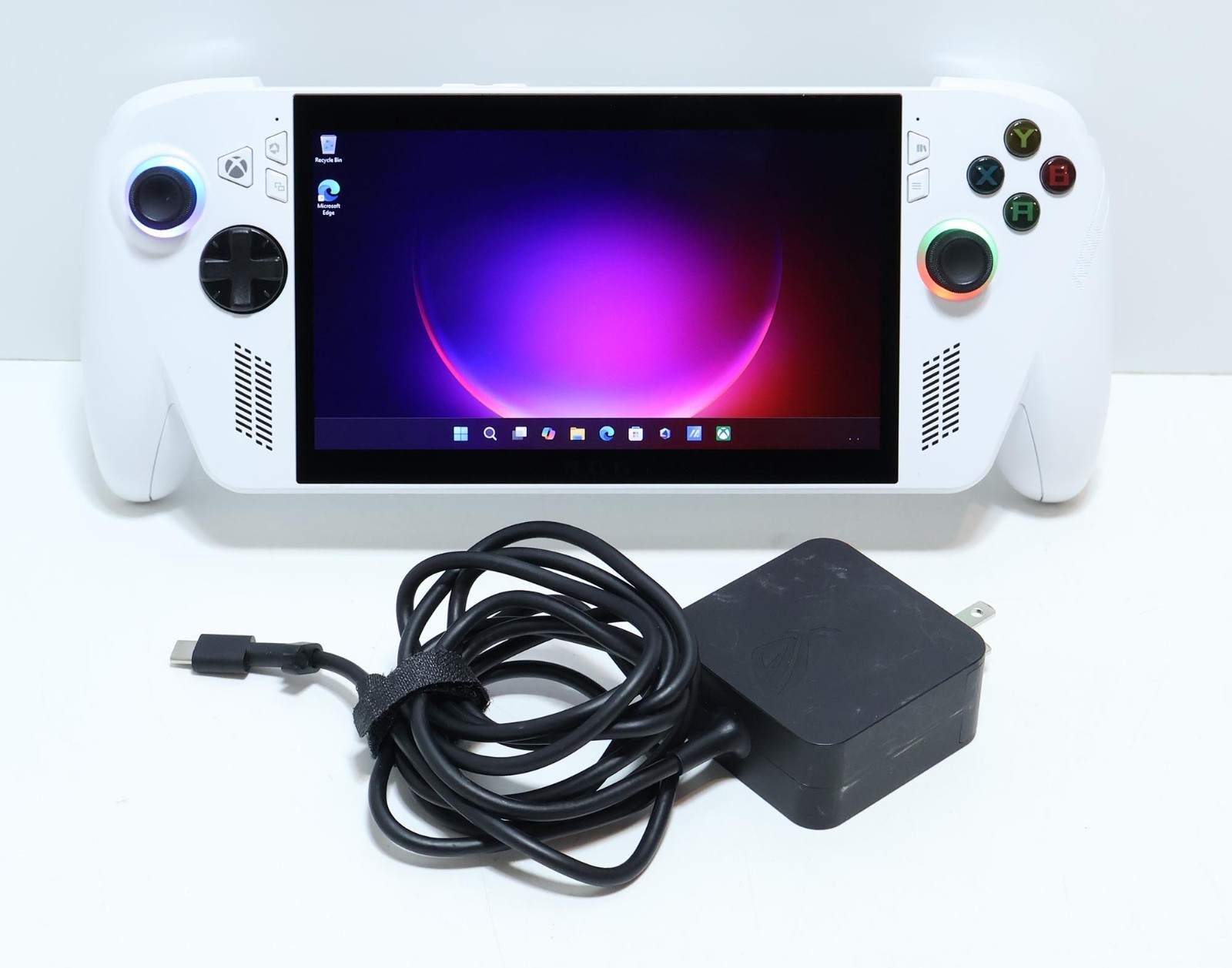 Asus ROG Xbox Ally (2025) 7″ Gaming Handheld Ryzen Z2 A 2.8GHz 16GB 512GB RC73YA