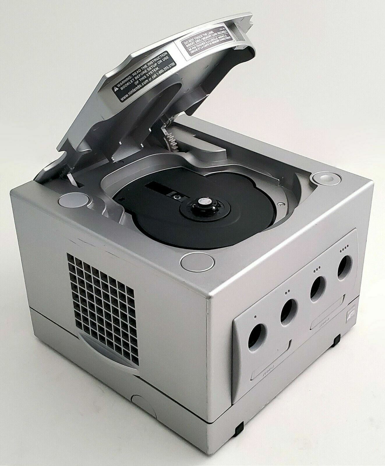 Nintendo GameCube DOL-001 Gaming System SILVER Console 2 Controller Bundle NGC