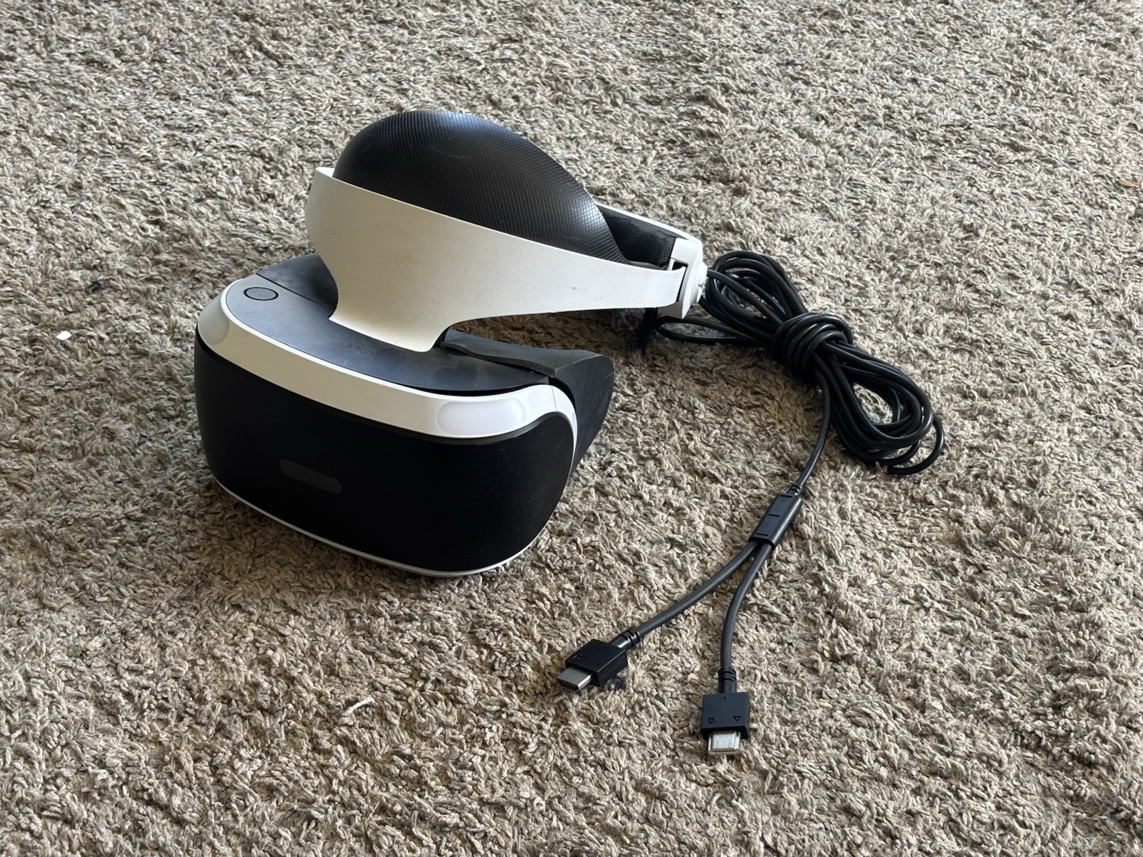 PlayStation 4 With Complete VR Setup