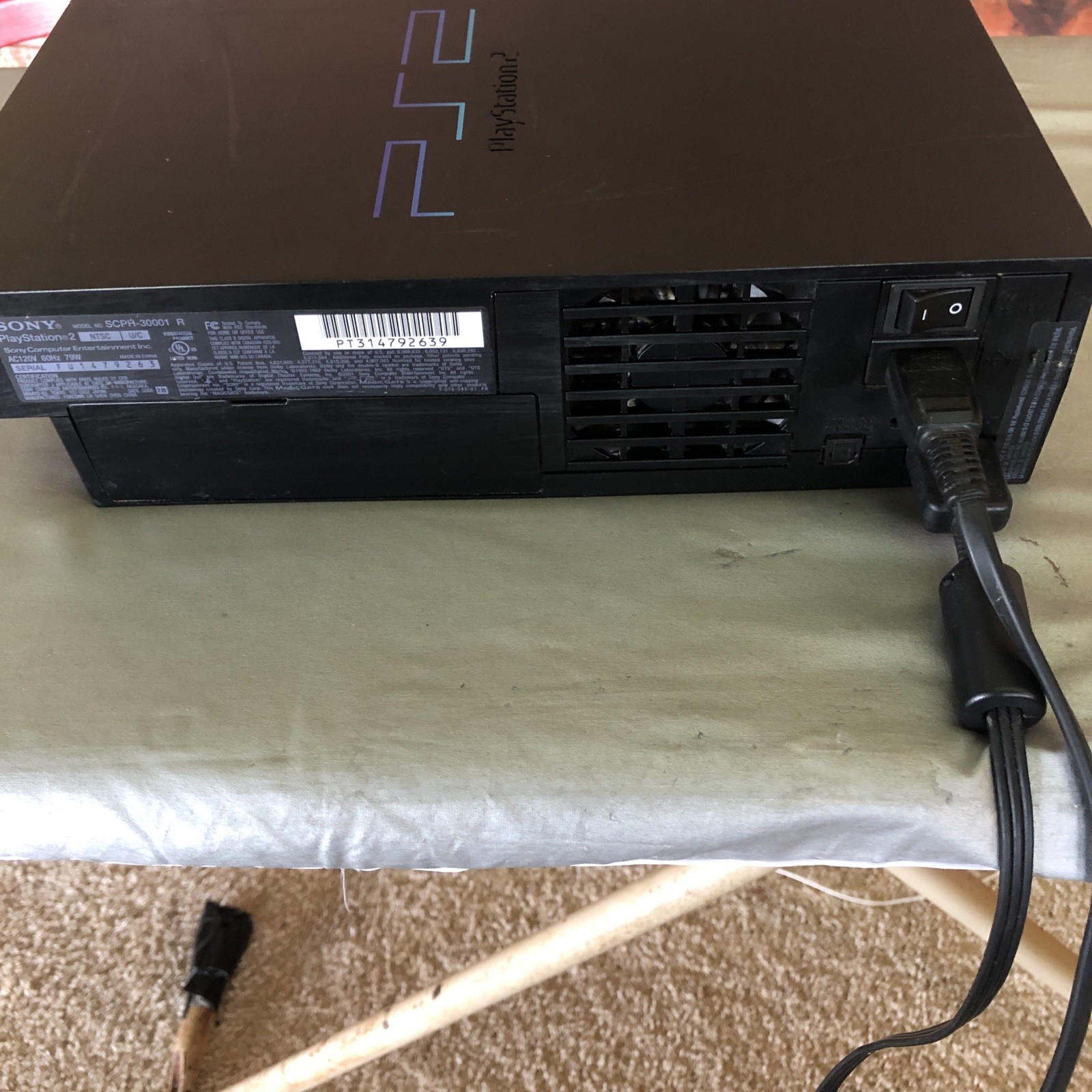 Sony PlayStation2 Functional(ONLY CONSOLE AND CABLE) turns on UNTESTED