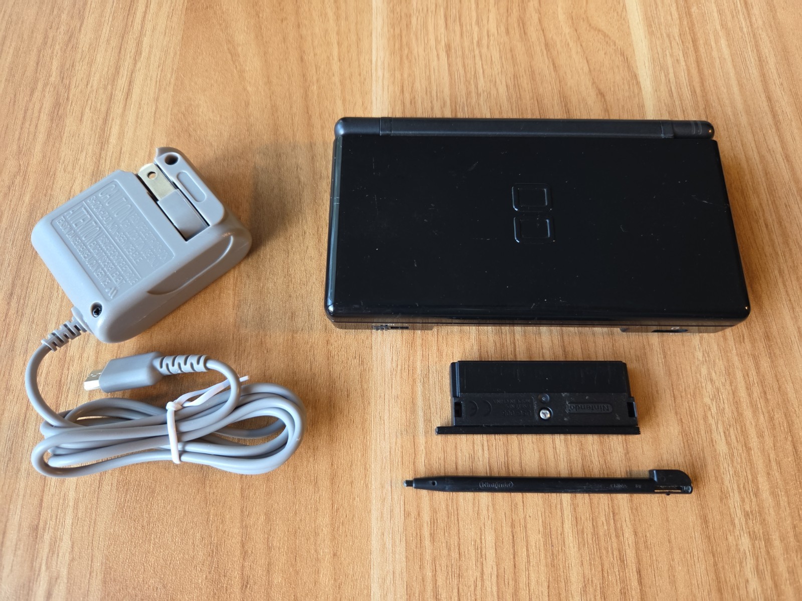 Nintendo DS Lite Onyx Black USG-001 Console Tested US SELLER
