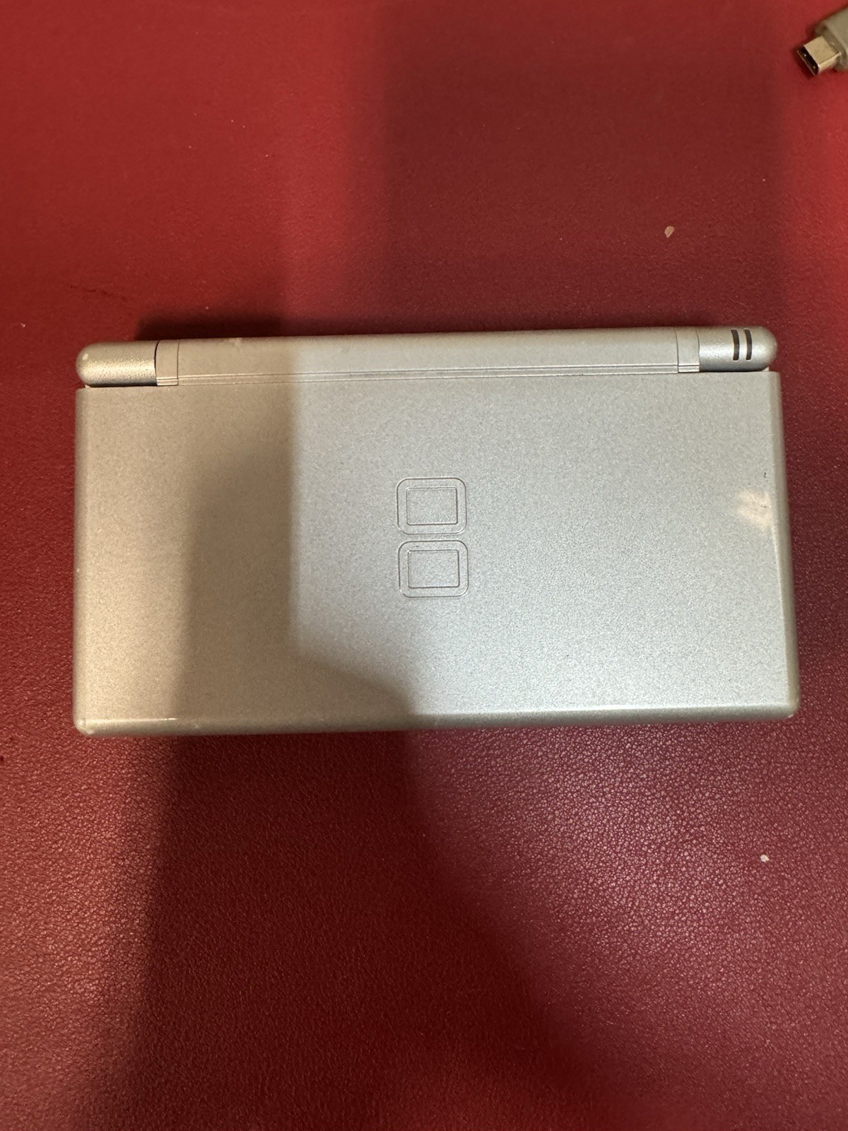Nintendo DS Lite Console USG-001 with charger Gloss Silver 2 Games