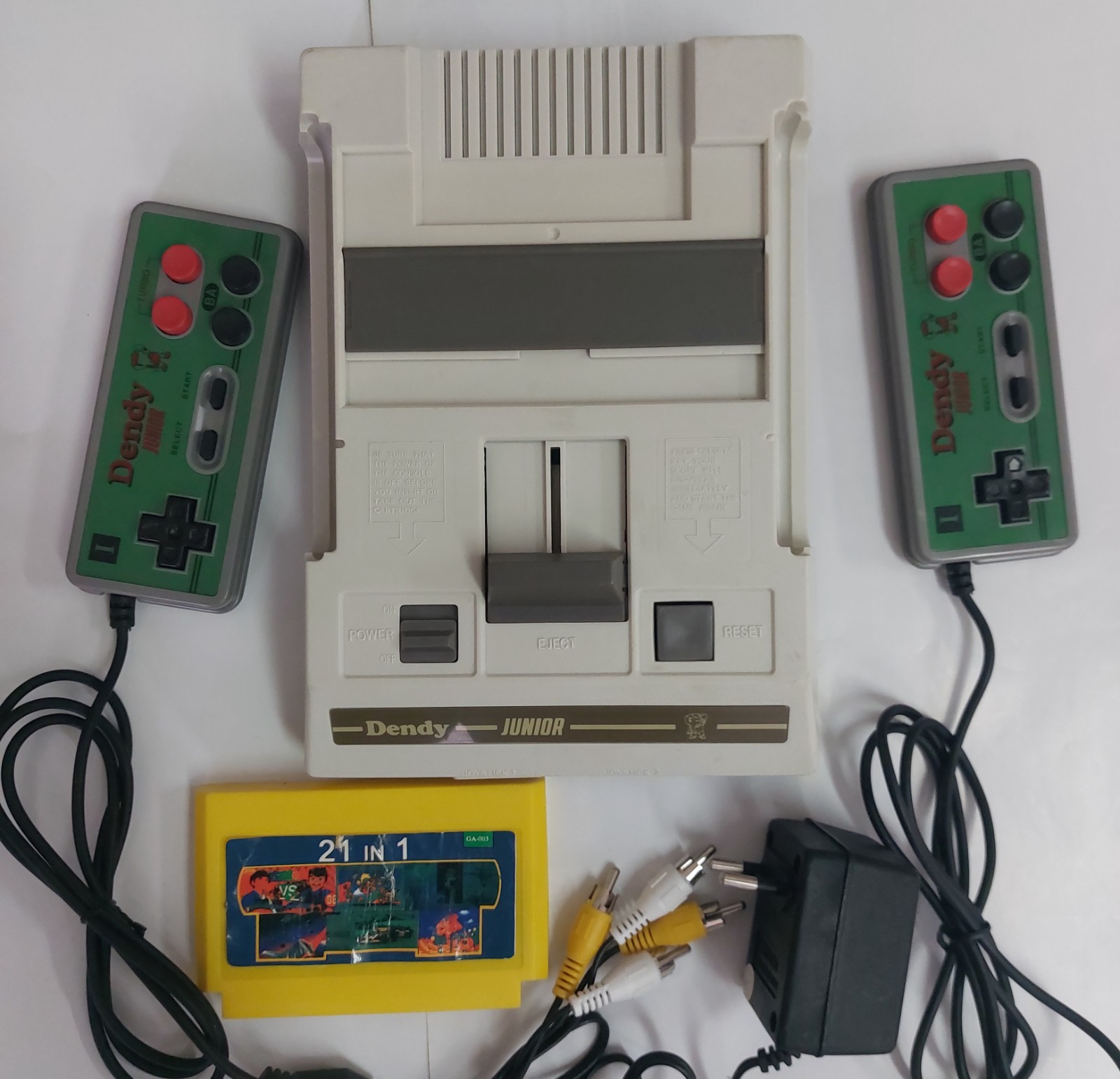 Dendy junior steepler ORIGINAL console from 90’s good condition + Super Mario