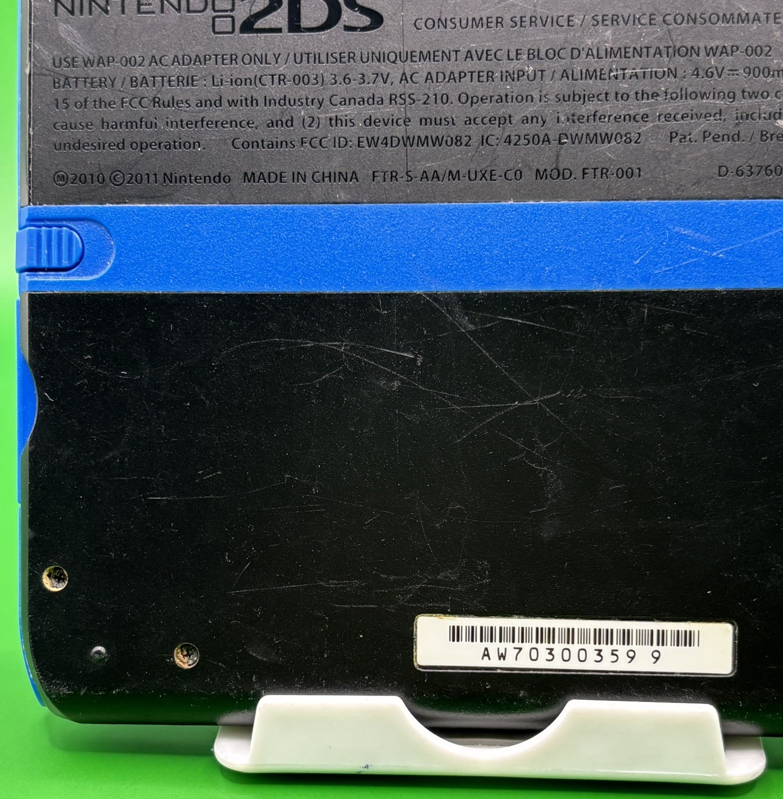 Nintendo 2DS – Black/Blue (F58) READ DESCRIPTION