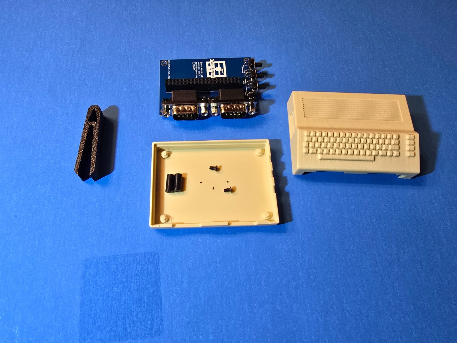 Bare Metal Commodore 64 Emulator with case & PCB & Raspberry Pi Zero 2W (BMC64)
