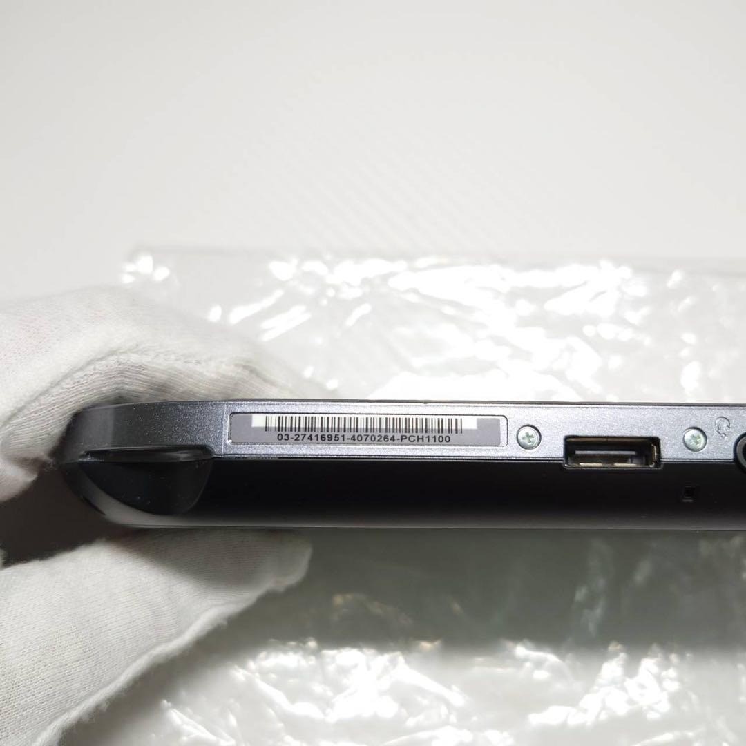 Sony PS Vita PCH-1100 Crystal Black OLED 3G Wi-Fi Complete Boxed Near Mint 7063