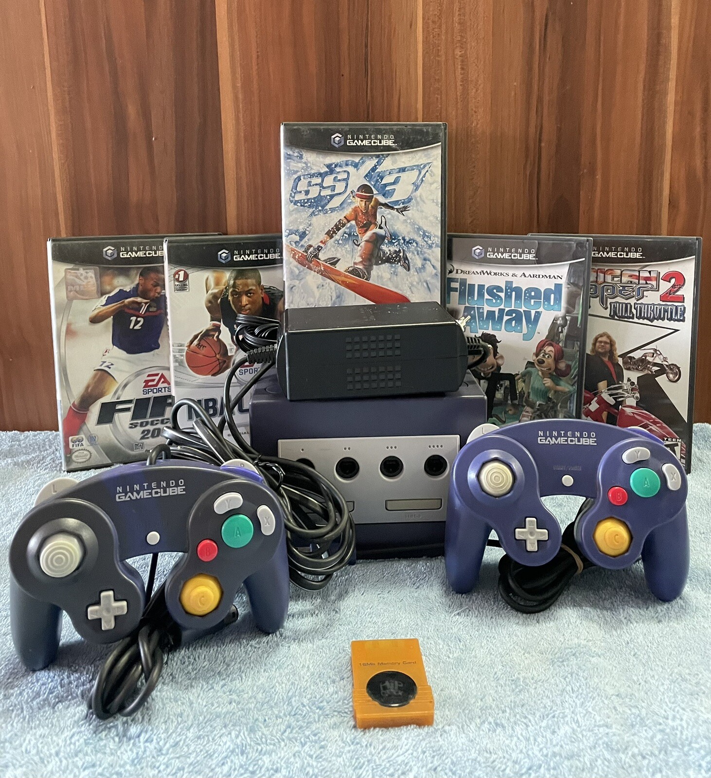 Nintendo GameCube Indigo Console Bundle DOL 001 Model w/5 Games & 2 Controllers