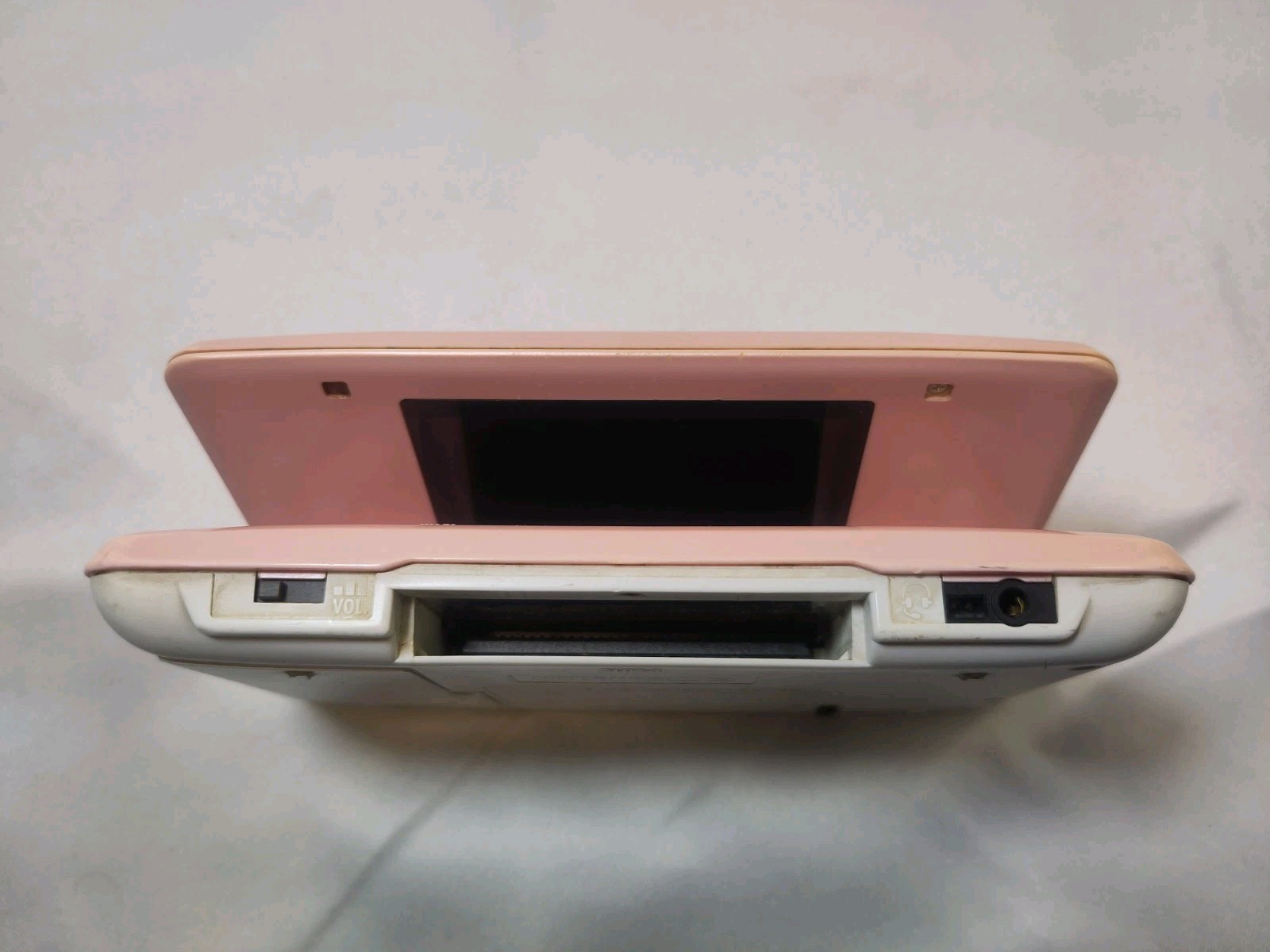 Nintendo DS Launch Edition Candy Pink Handheld System