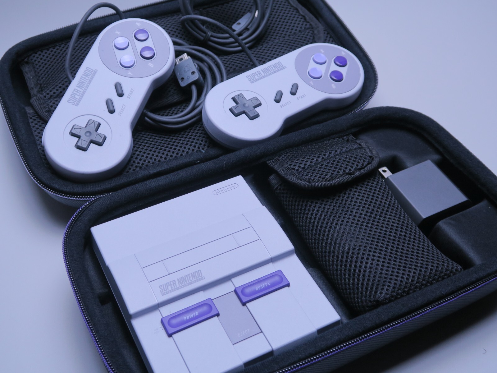 Authentic 16-Bit Super Nintendo SNES Classic Edition Console (21 Built-In Games)