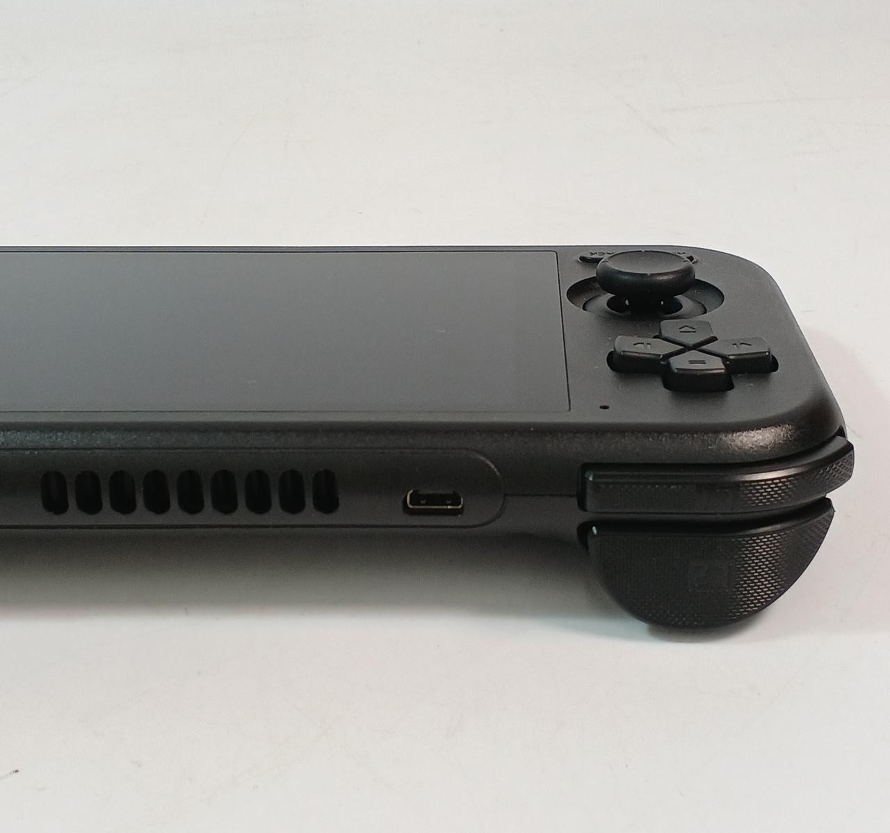 Portable Game Device Model Number RETROID POCKET4 RETROID