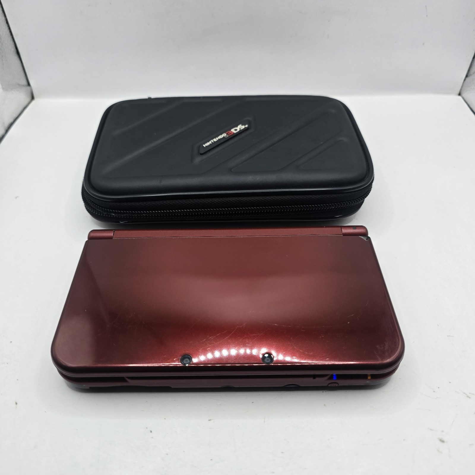 Nintendo 3DS XL “NEW” Handheld Metallic Red Gaming System W/ Case