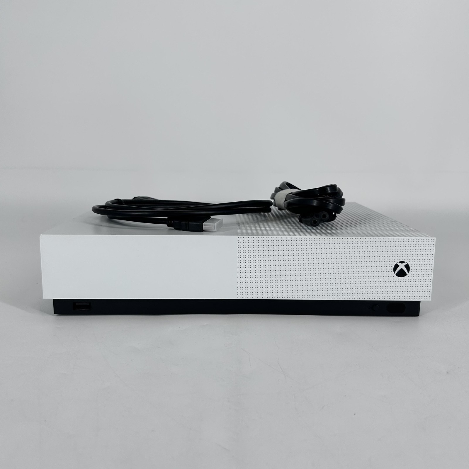 Microsoft Xbox One S All Digital Edition Console White 1TB w/ HDMI – Good