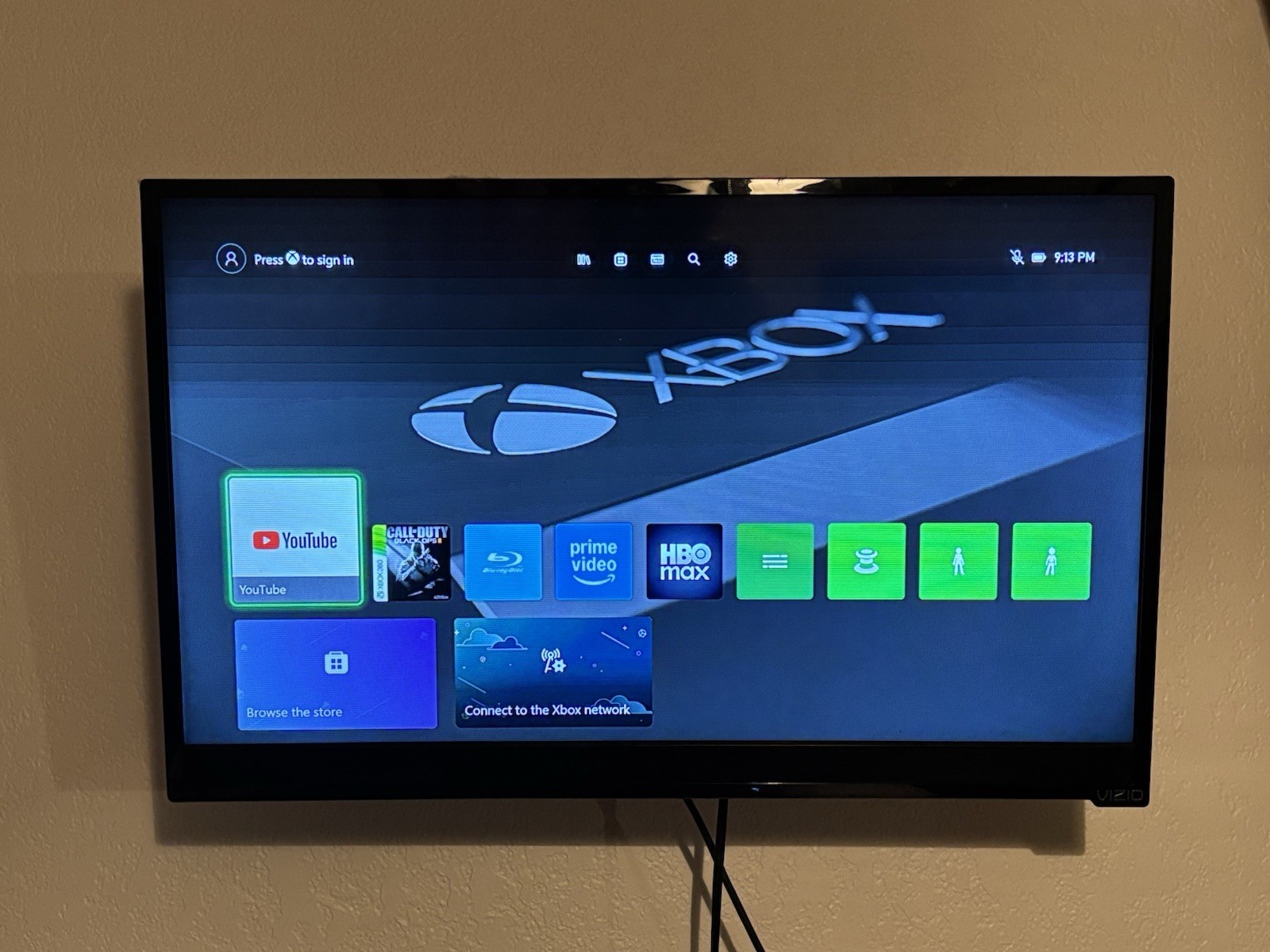 Xbox One With 5 Games Included (No Controller) Great Working Conditions!