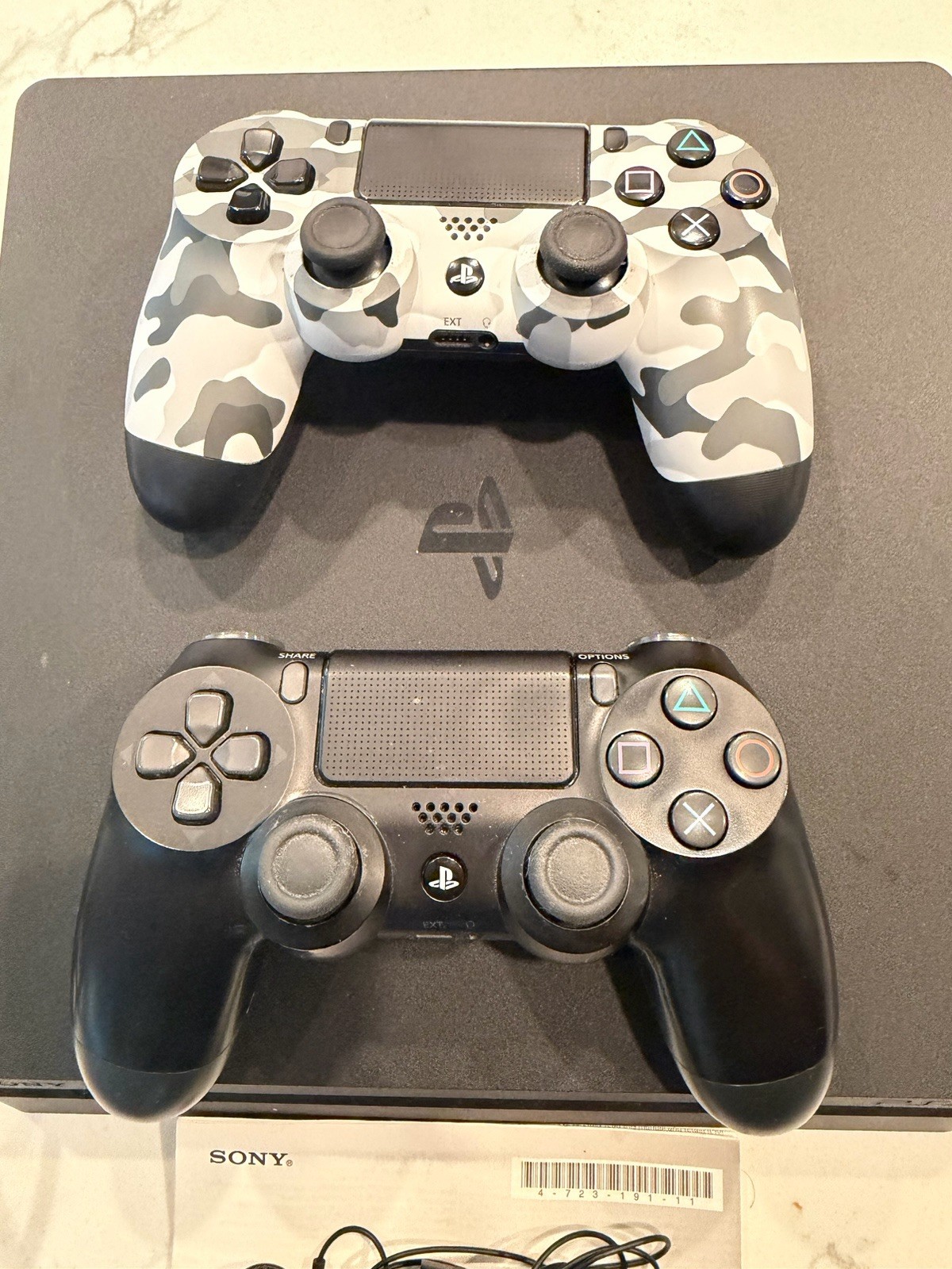 SONY PS4 PlayStation 4 1TB Bundle Games Cords Controllers Ear Piece.