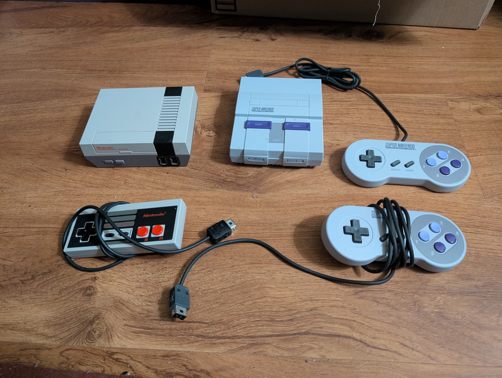 Authentic SNES Mini and Authentic NES Classic Mini
