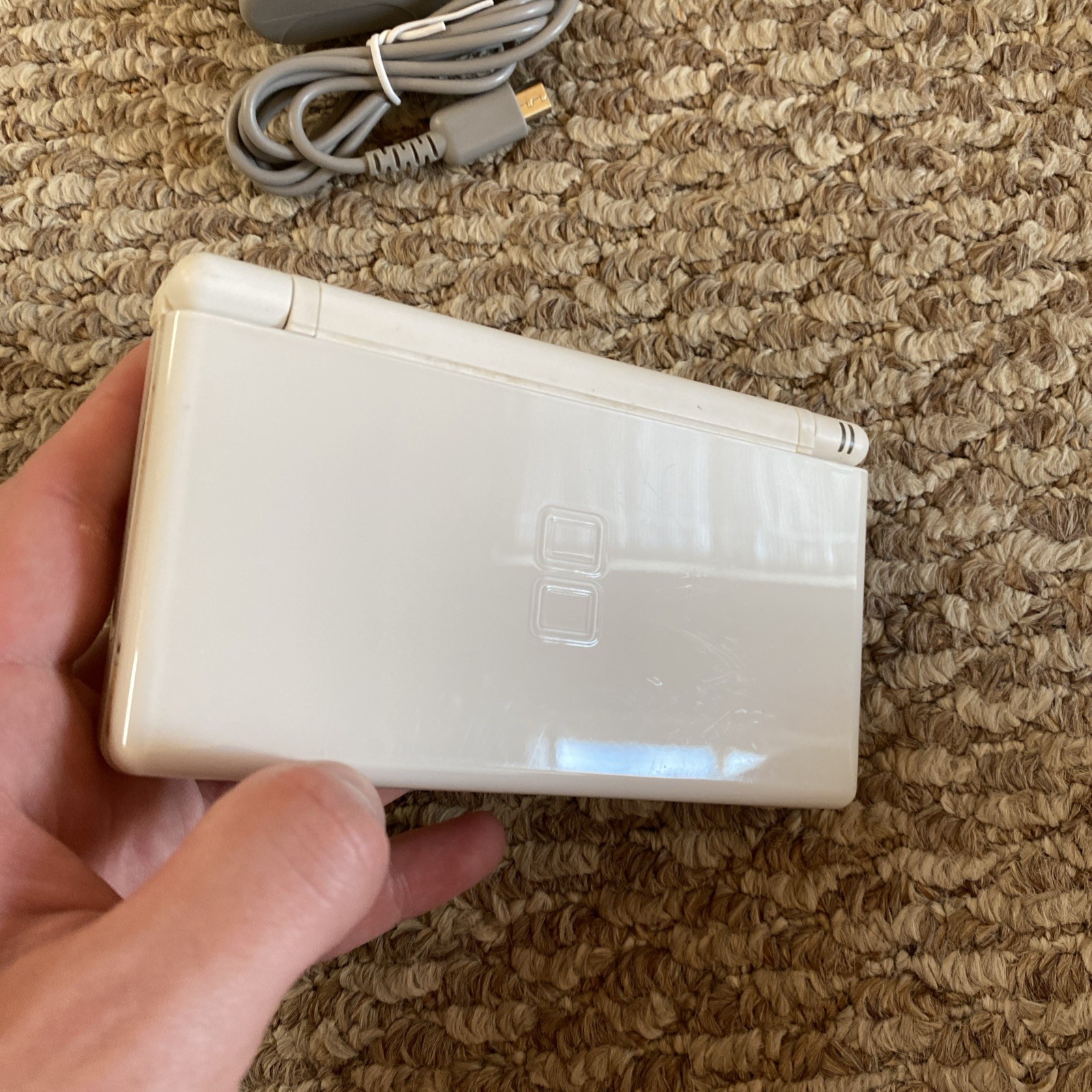 Nintendo DS Lite USG-001 Polar White w/ Charger USA